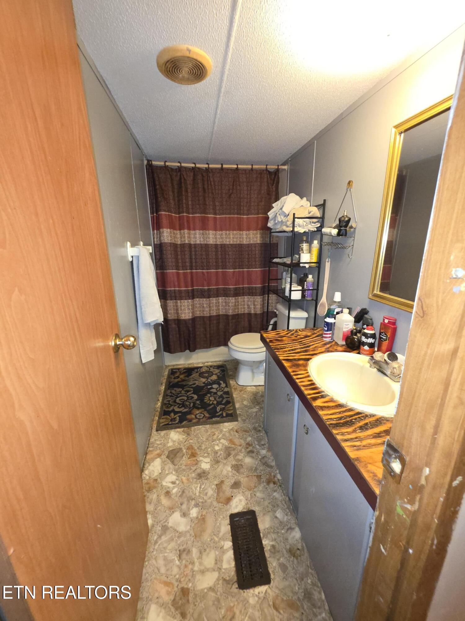 1195 Buffalo Road Oneida TN 37841