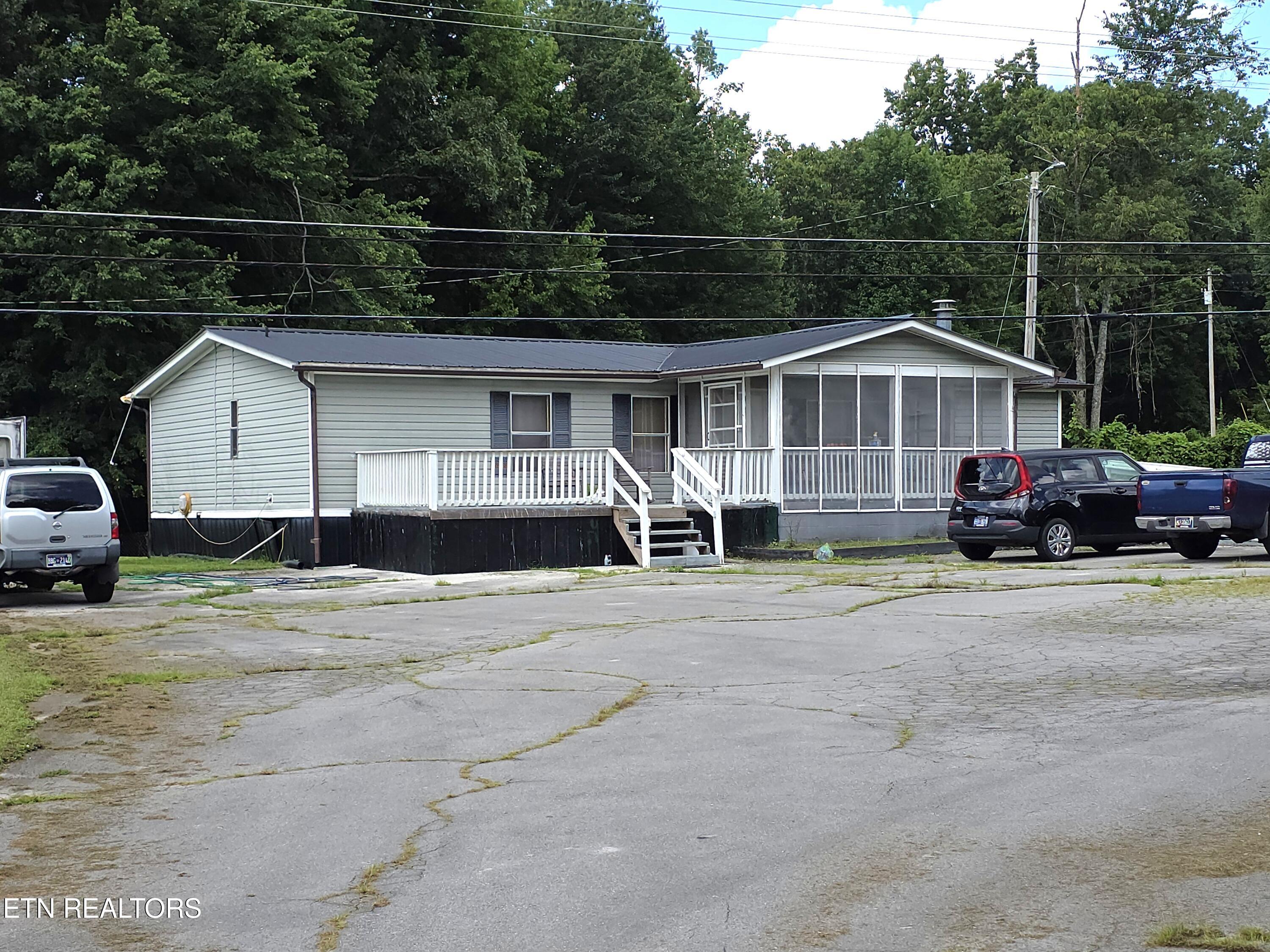 1195 Buffalo Road Oneida TN 37841