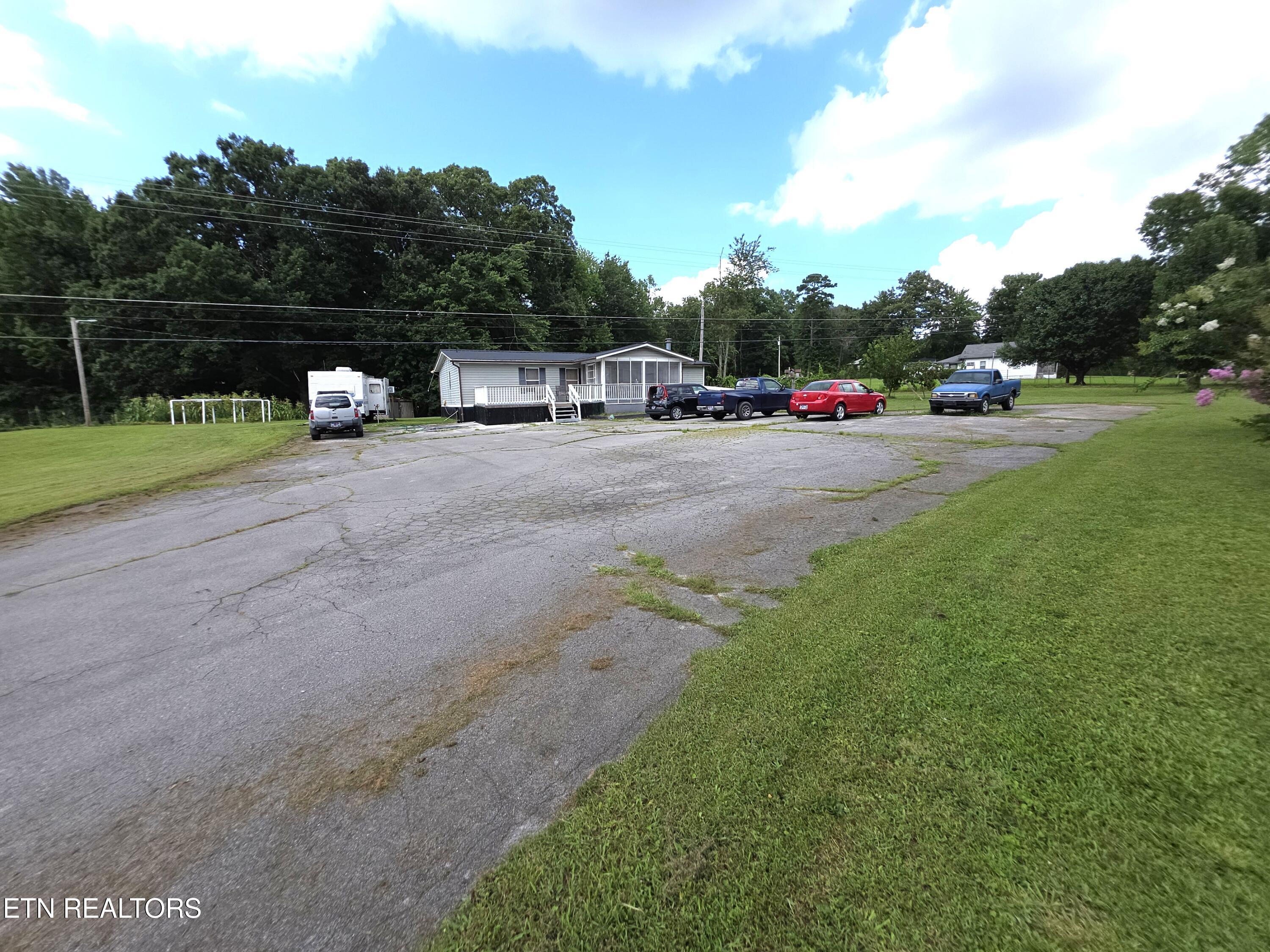1195 Buffalo Road Oneida TN 37841