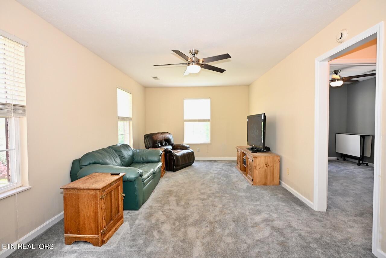 1613 Scenic Valley Lane Knoxville TN 37922