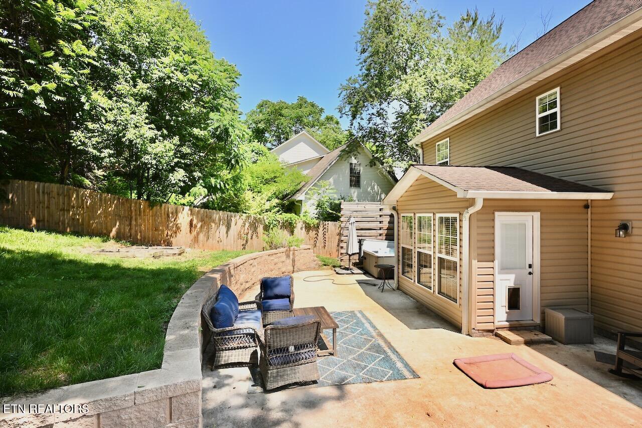 1613 Scenic Valley Lane Knoxville TN 37922