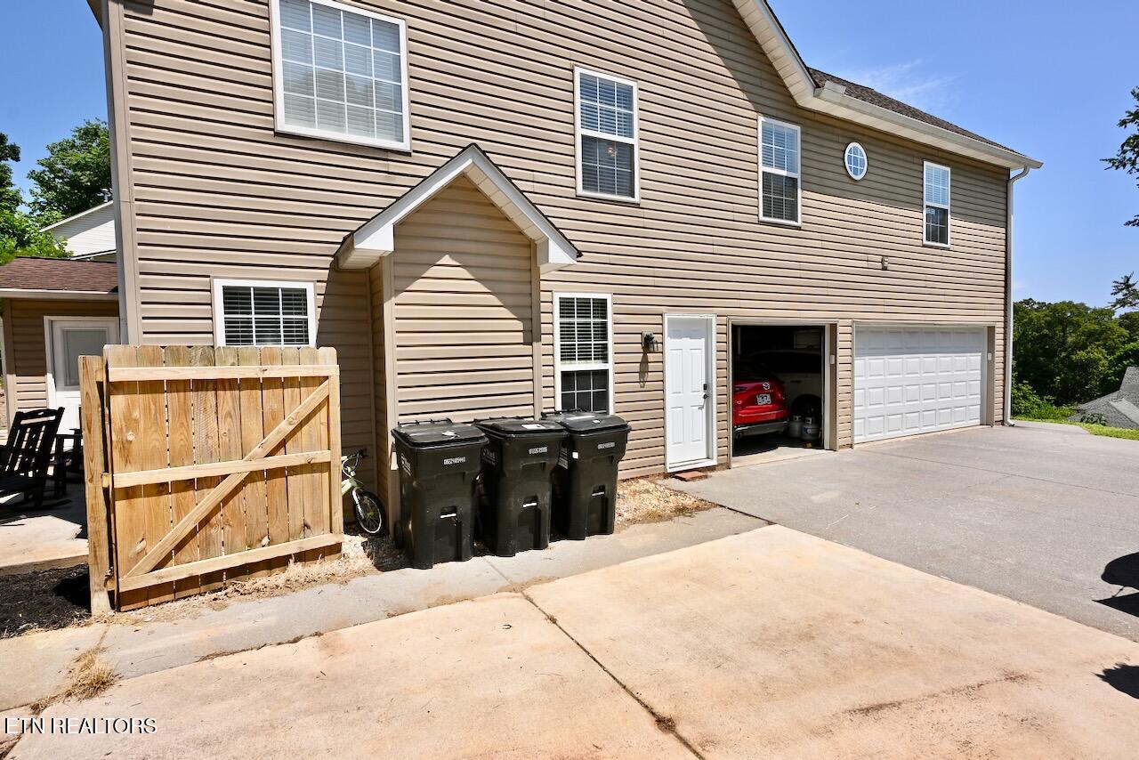 1613 Scenic Valley Lane Knoxville TN 37922