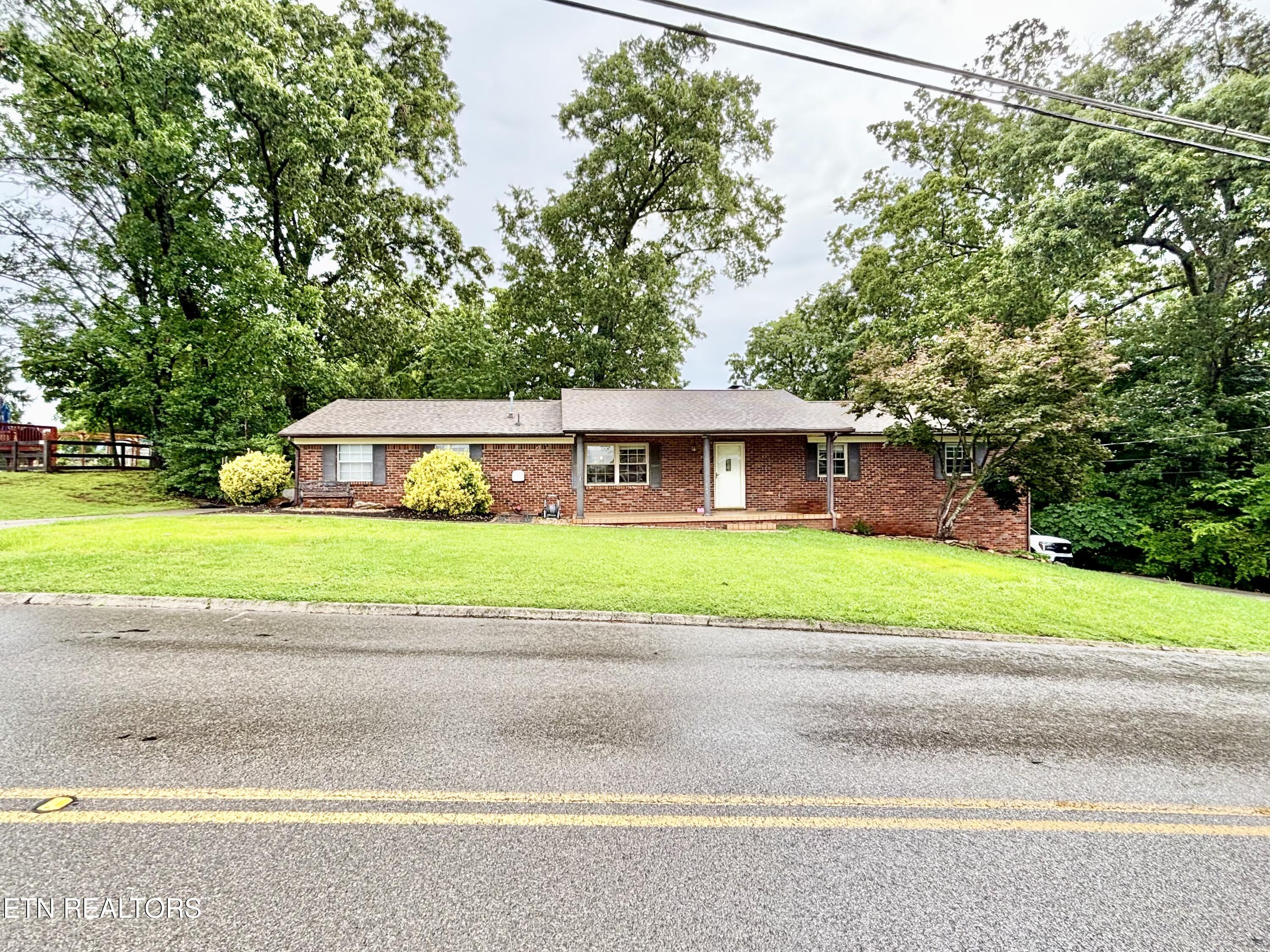 7512 Temple Acres Drive Knoxville TN 37938