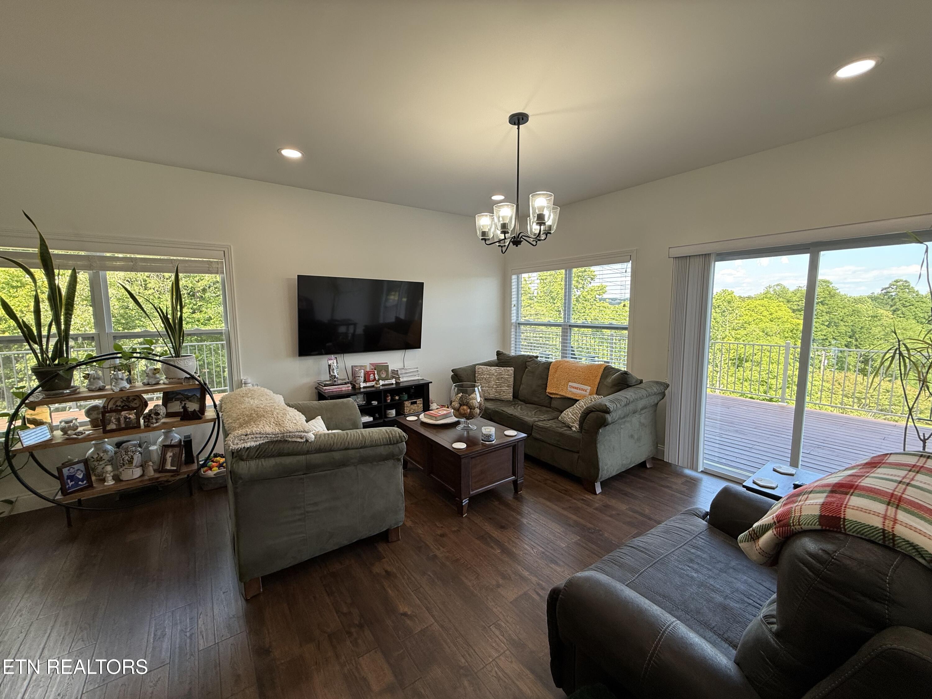 454 Lake Vista Drive Baneberry TN 37890