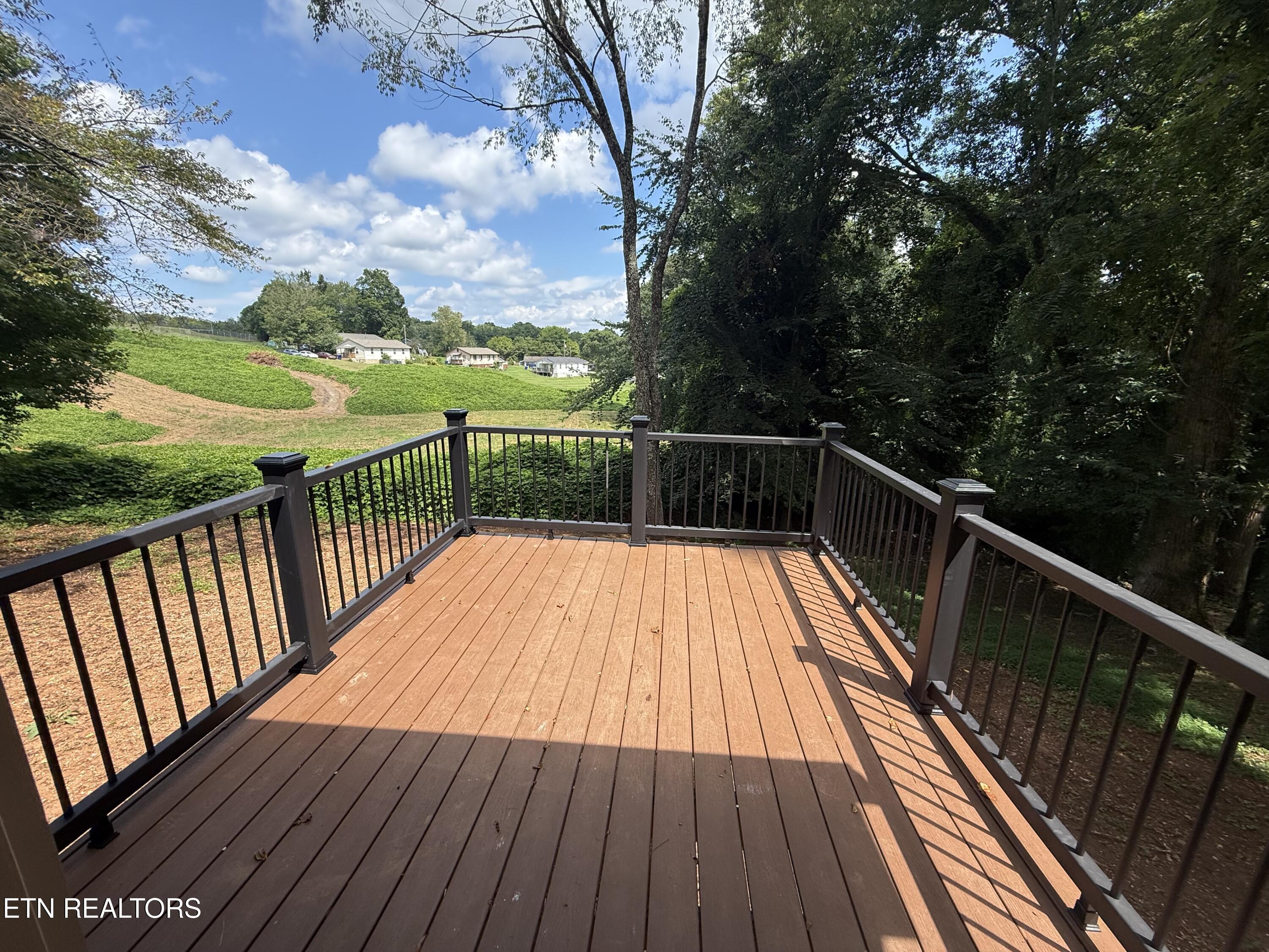 119 E Wadsworth Circle Oak Ridge TN 37830