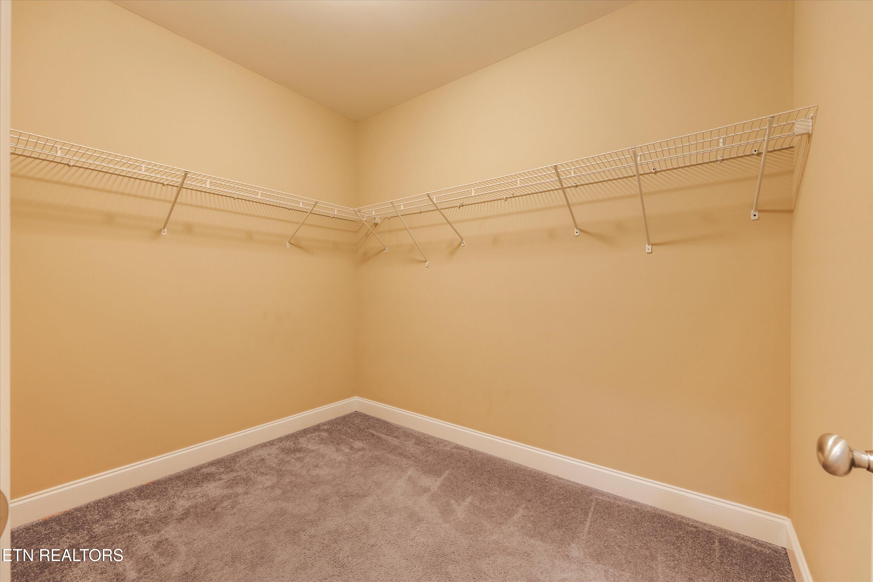 547 Jacksonian Way Lenoir City TN 37772