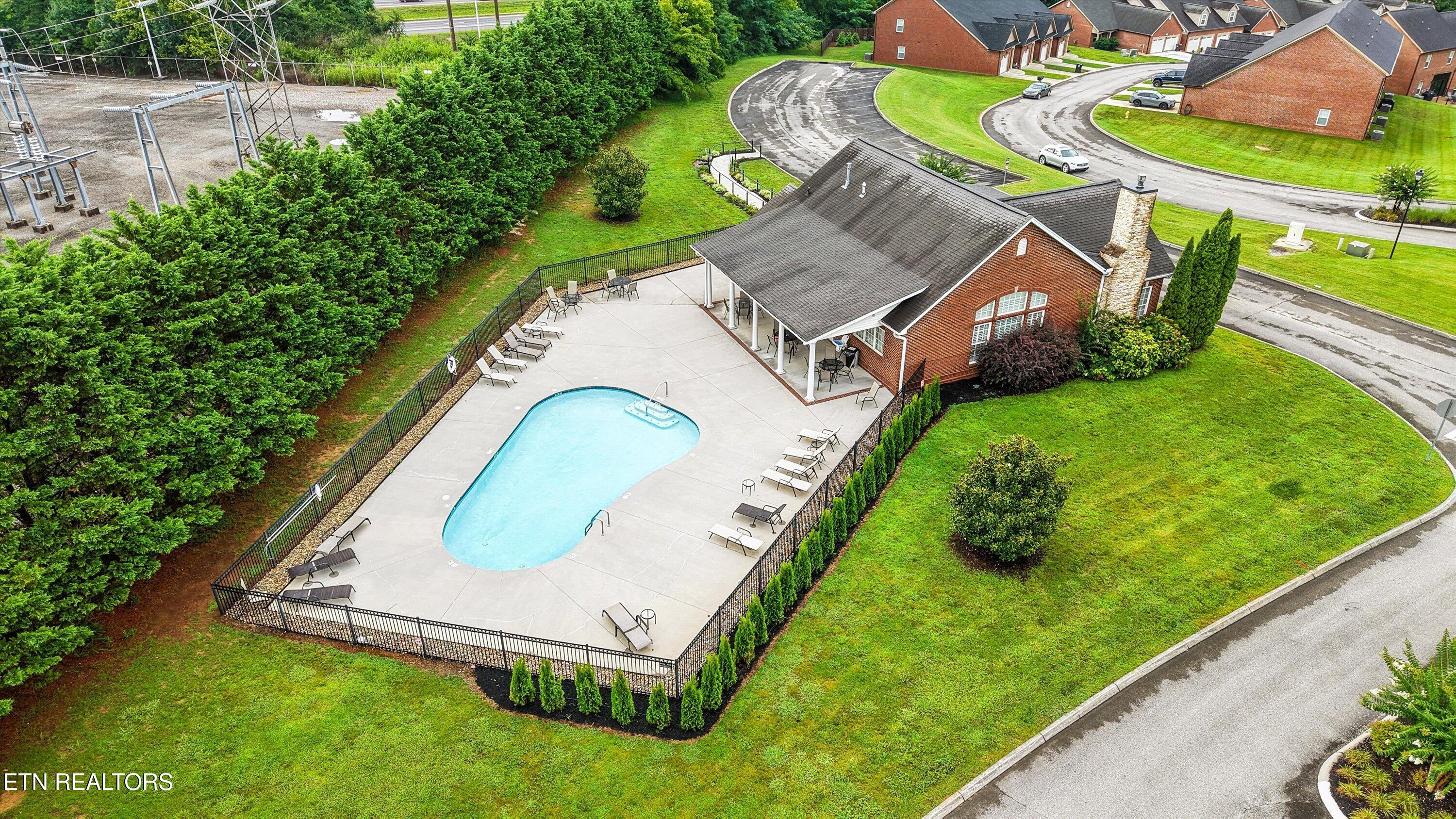 547 Jacksonian Way Lenoir City TN 37772
