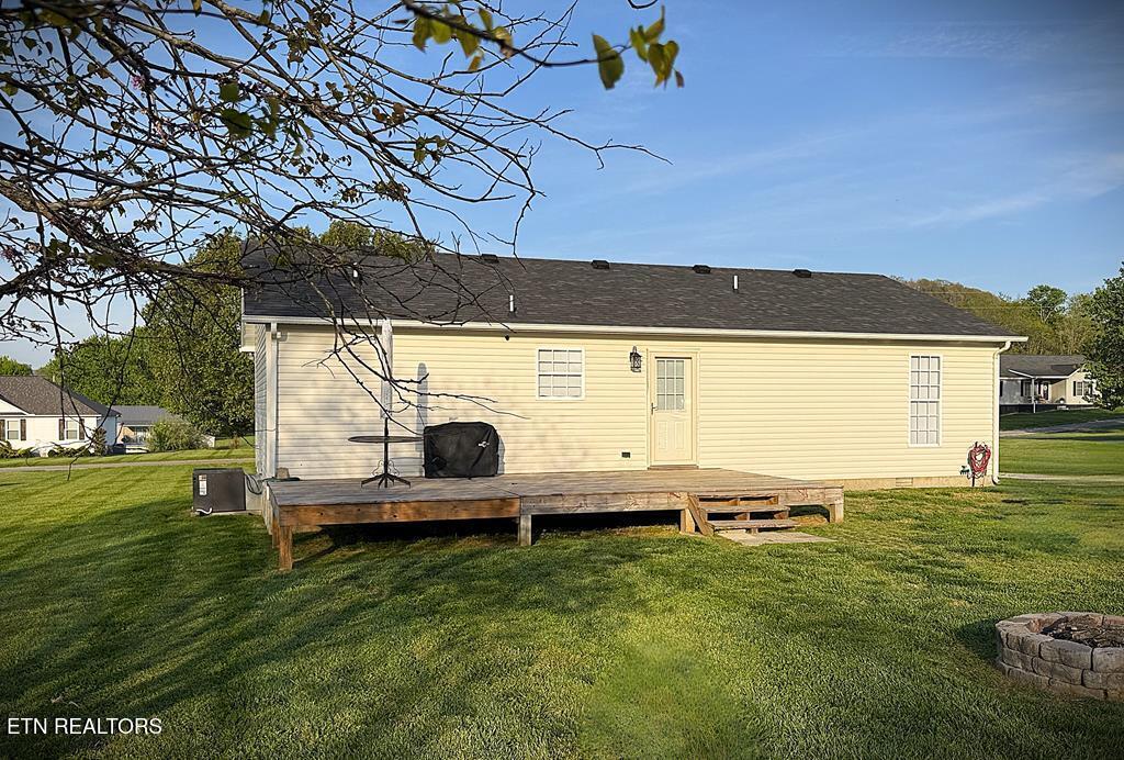 409 Green Valley Drive Livingston TN 38570