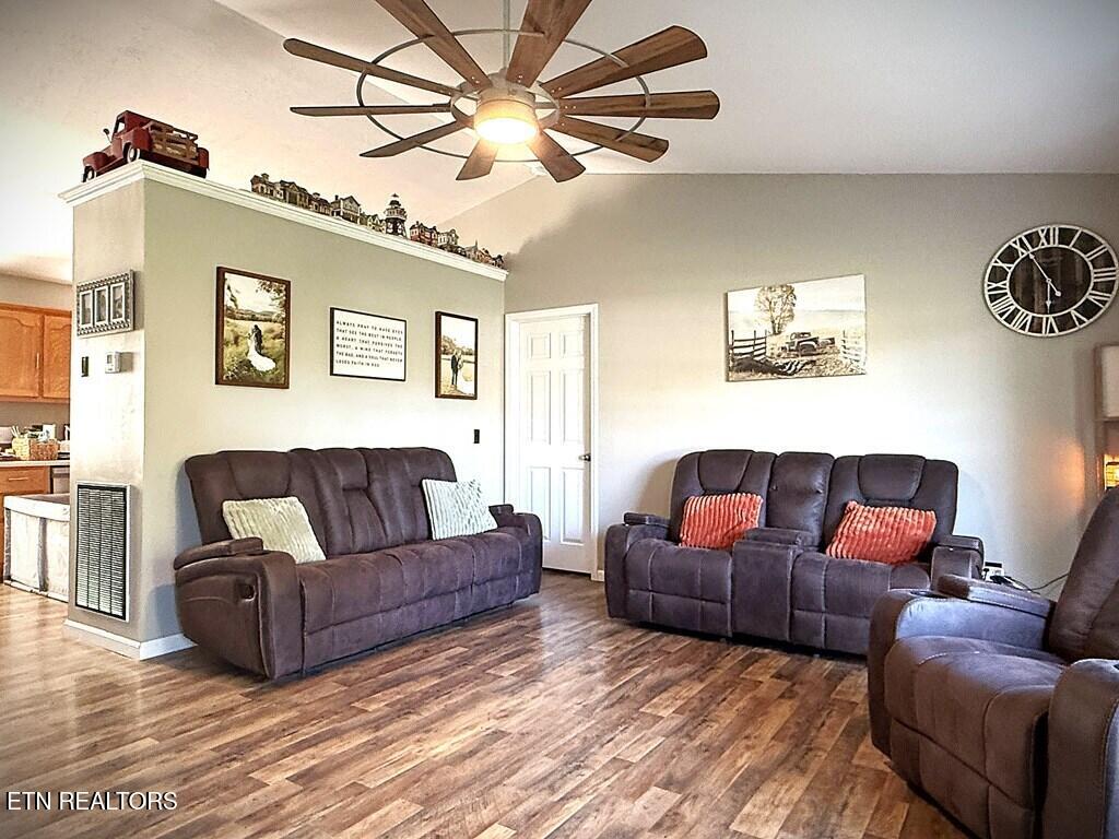 409 Green Valley Drive Livingston TN 38570