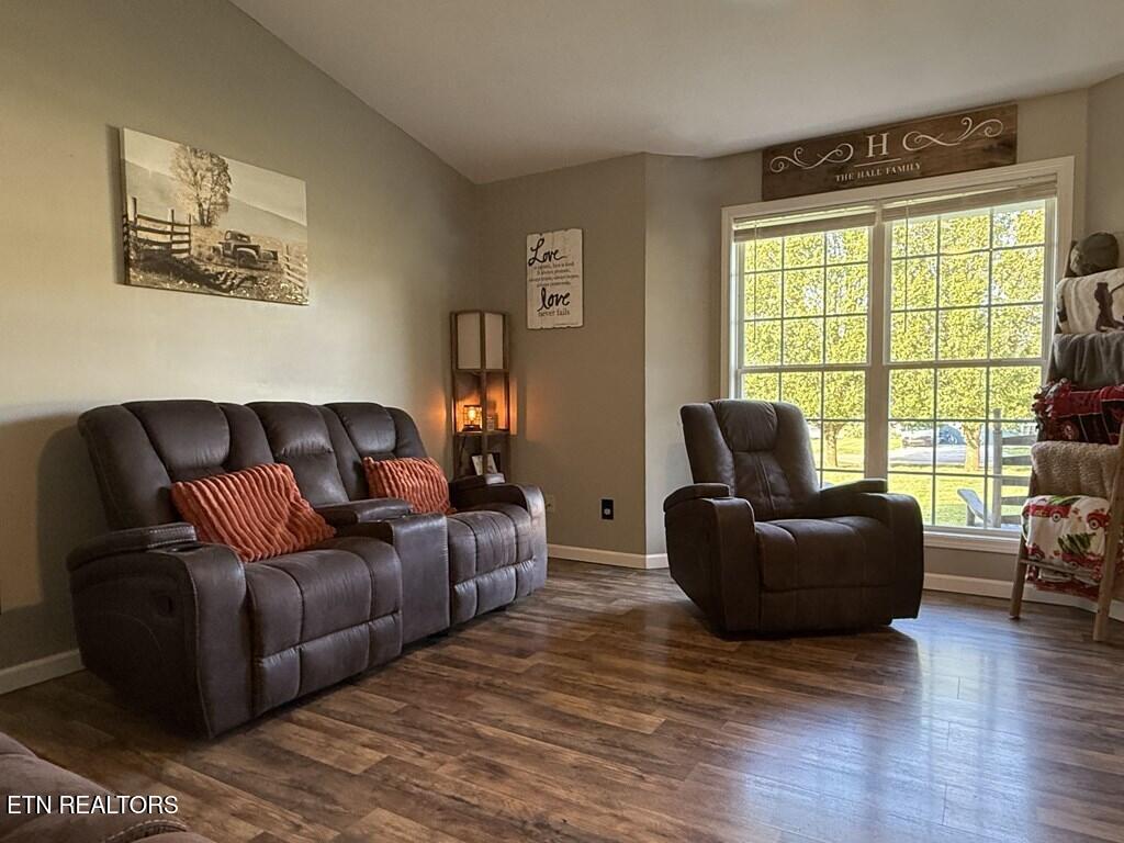 409 Green Valley Drive Livingston TN 38570