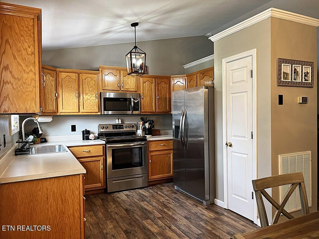 409 Green Valley Drive Livingston TN 38570