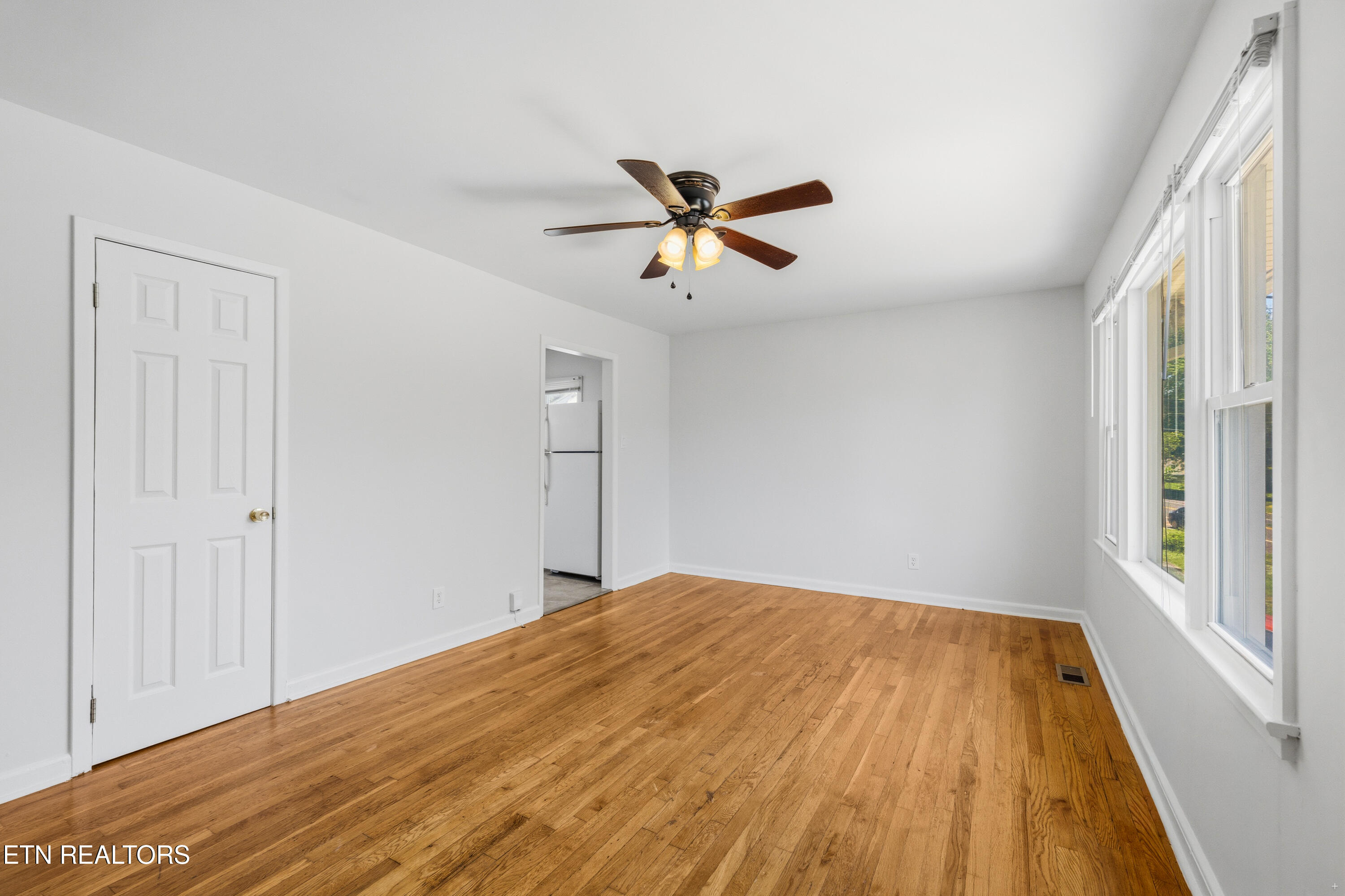2407 Cecil Avenue Knoxville TN 37917