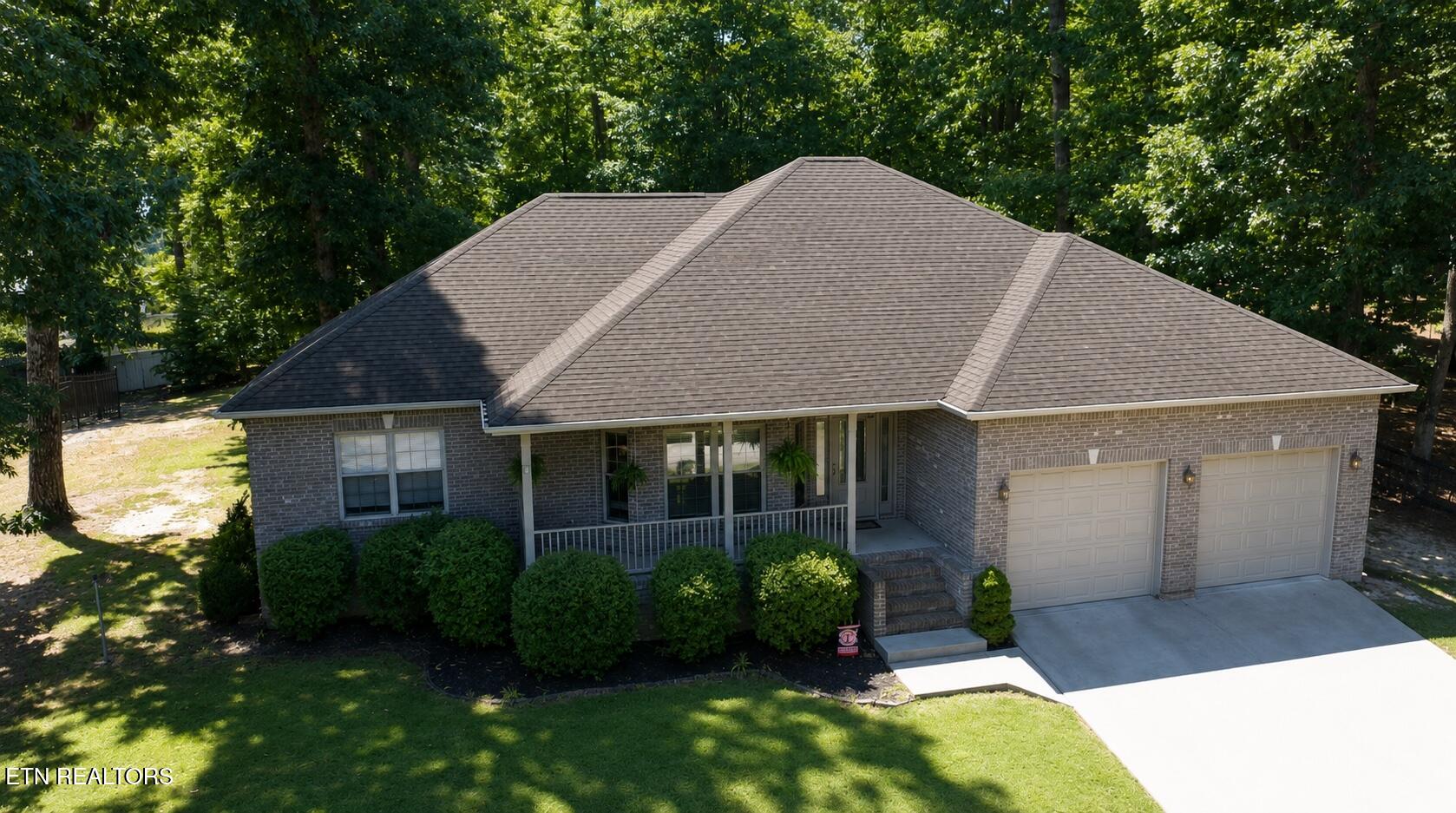 2501 Friar Wood Lane Sevierville TN 37876
