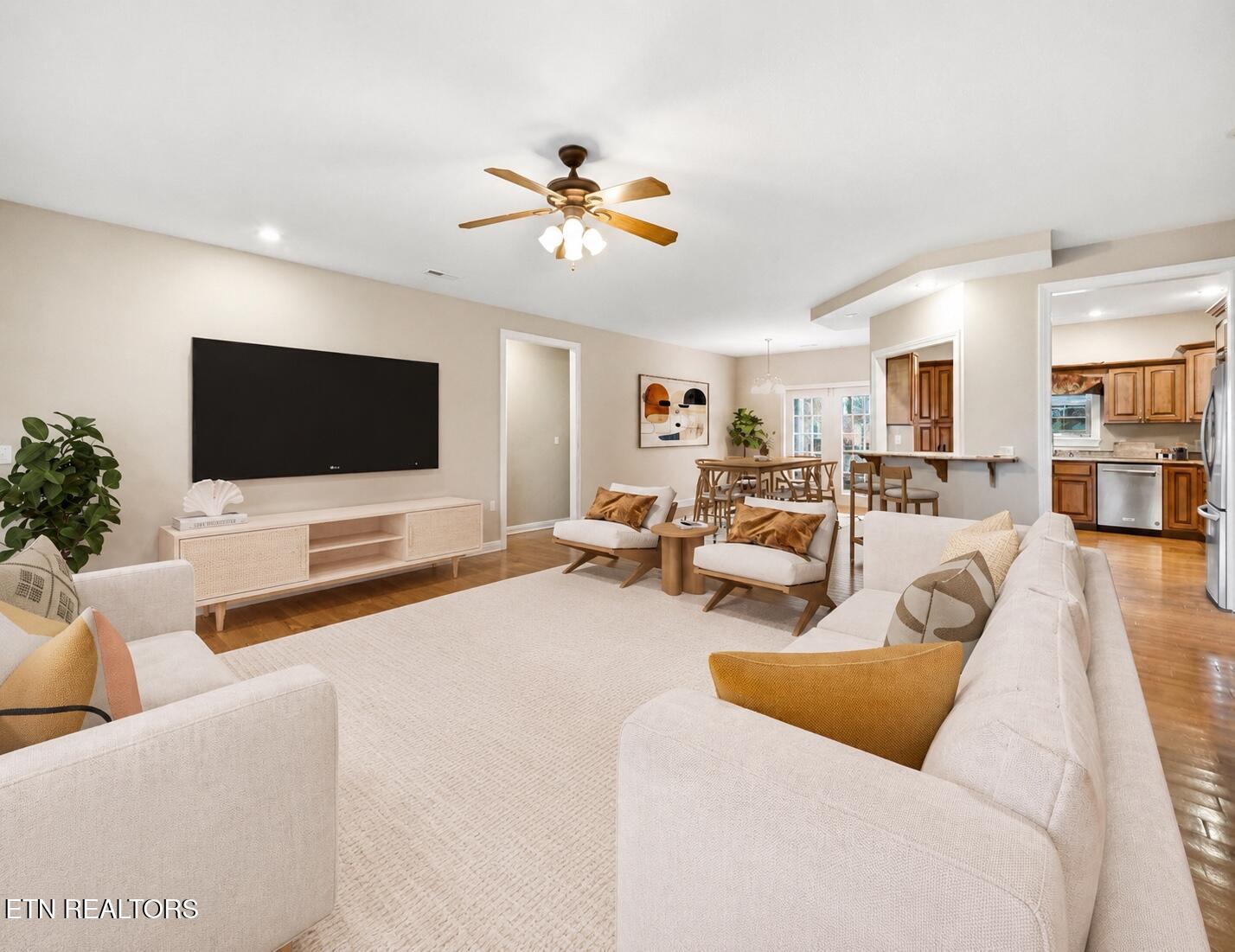 2501 Friar Wood Lane Sevierville TN 37876
