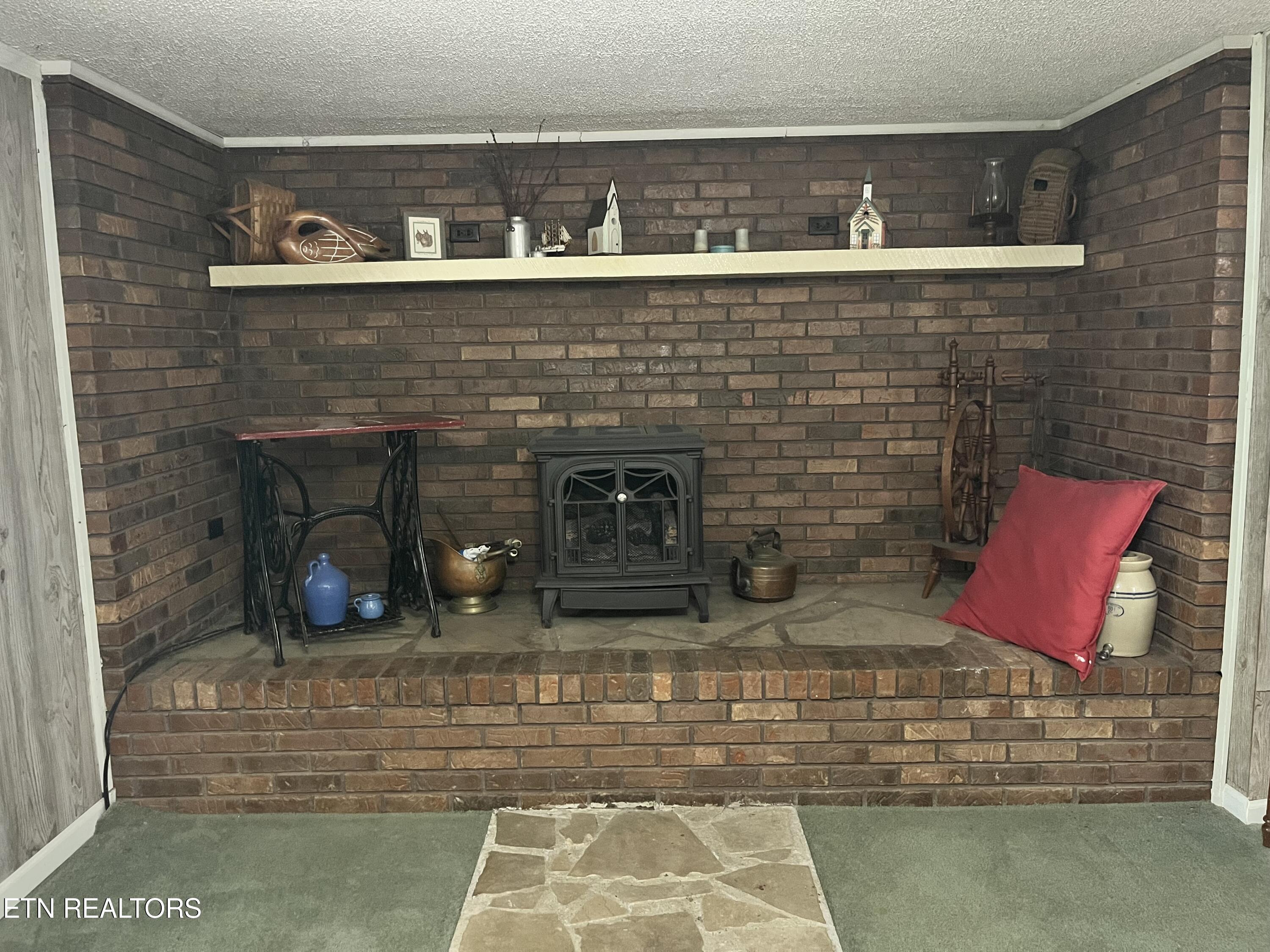 6021 Deer Trot Trail Tallassee TN 37878