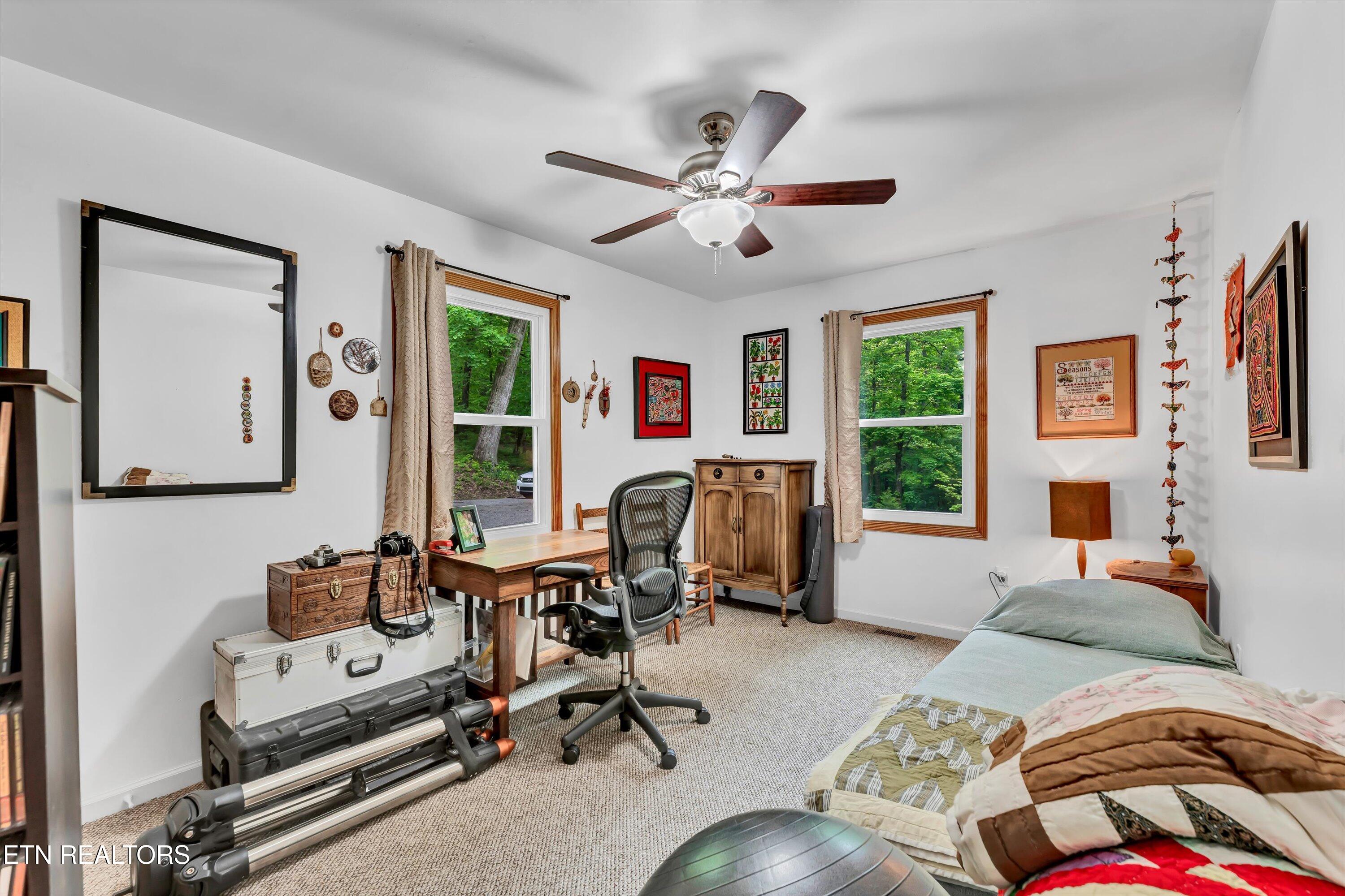 3101 W Wolf Valley Road Clinton TN 37716