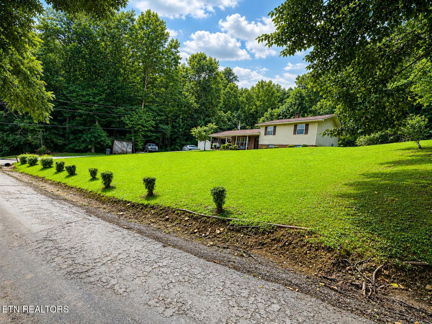 7914 Brimstone Road Robbins TN 37852