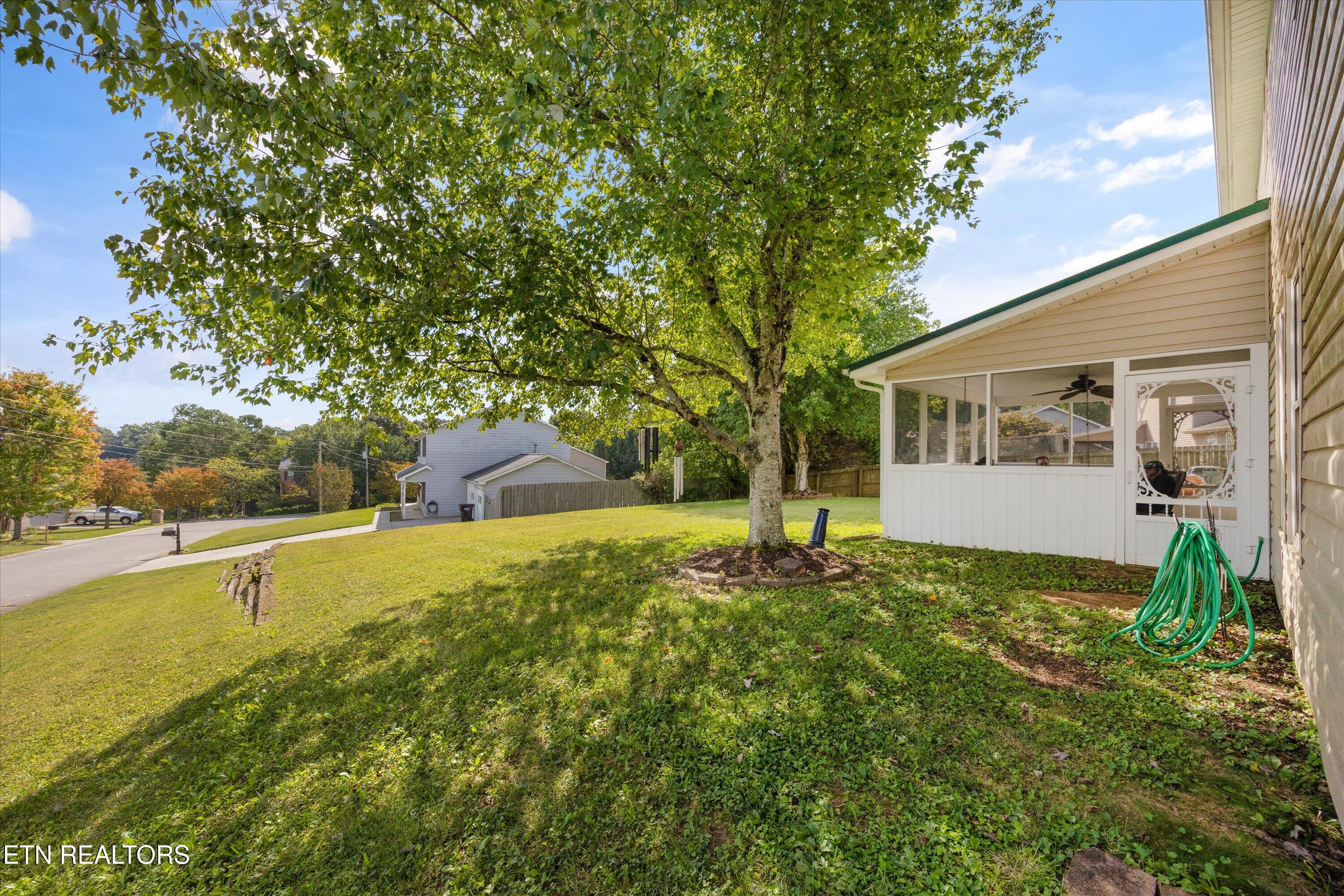 9212 Countryway Drive Knoxville TN 37922