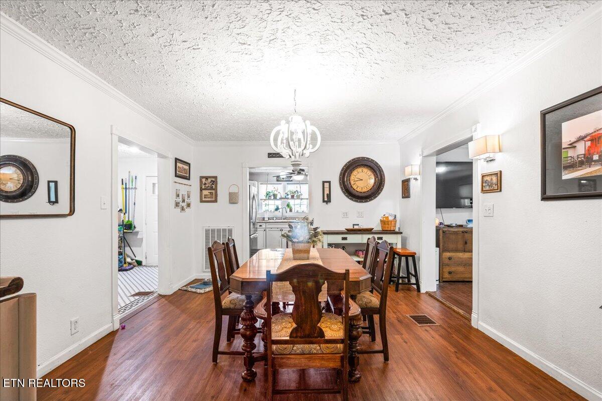 703 Midlake Drive Knoxville TN 37918