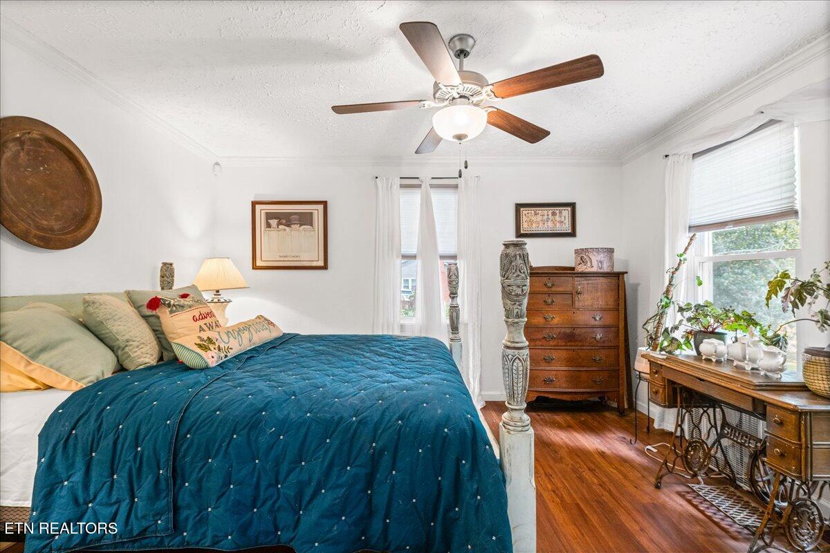 703 Midlake Drive Knoxville TN 37918