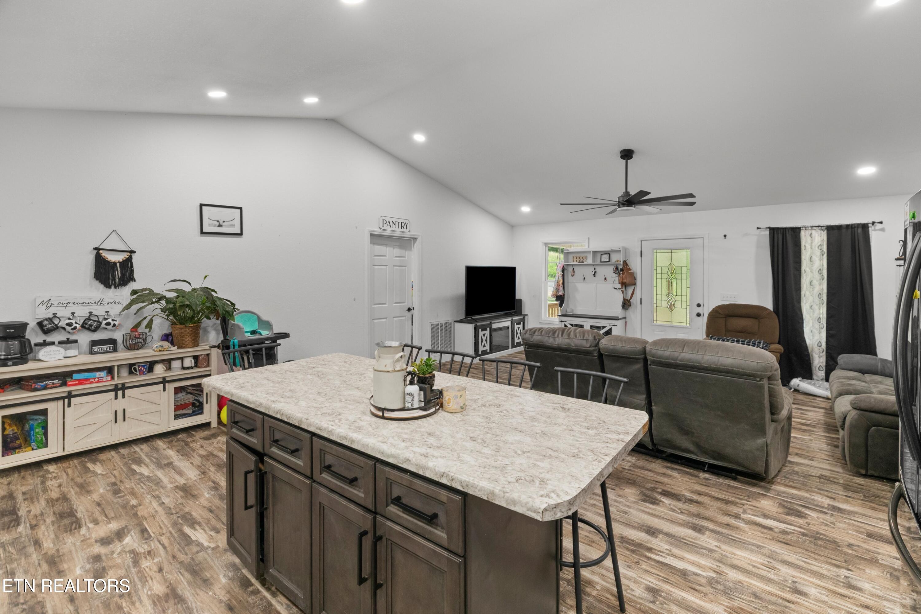 753 Dalton Ridge Road Thorn Hill TN 37881