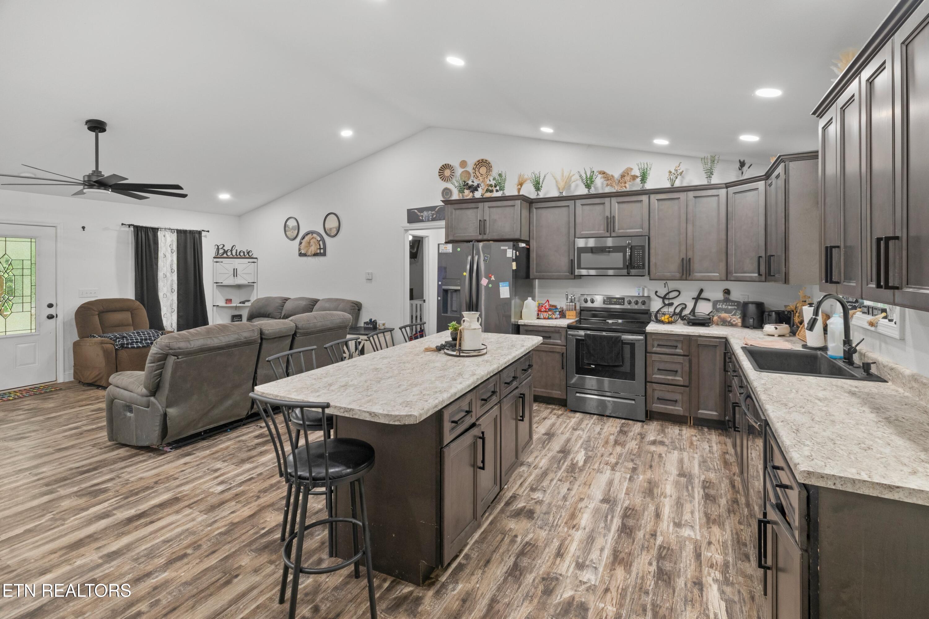 753 Dalton Ridge Road Thorn Hill TN 37881