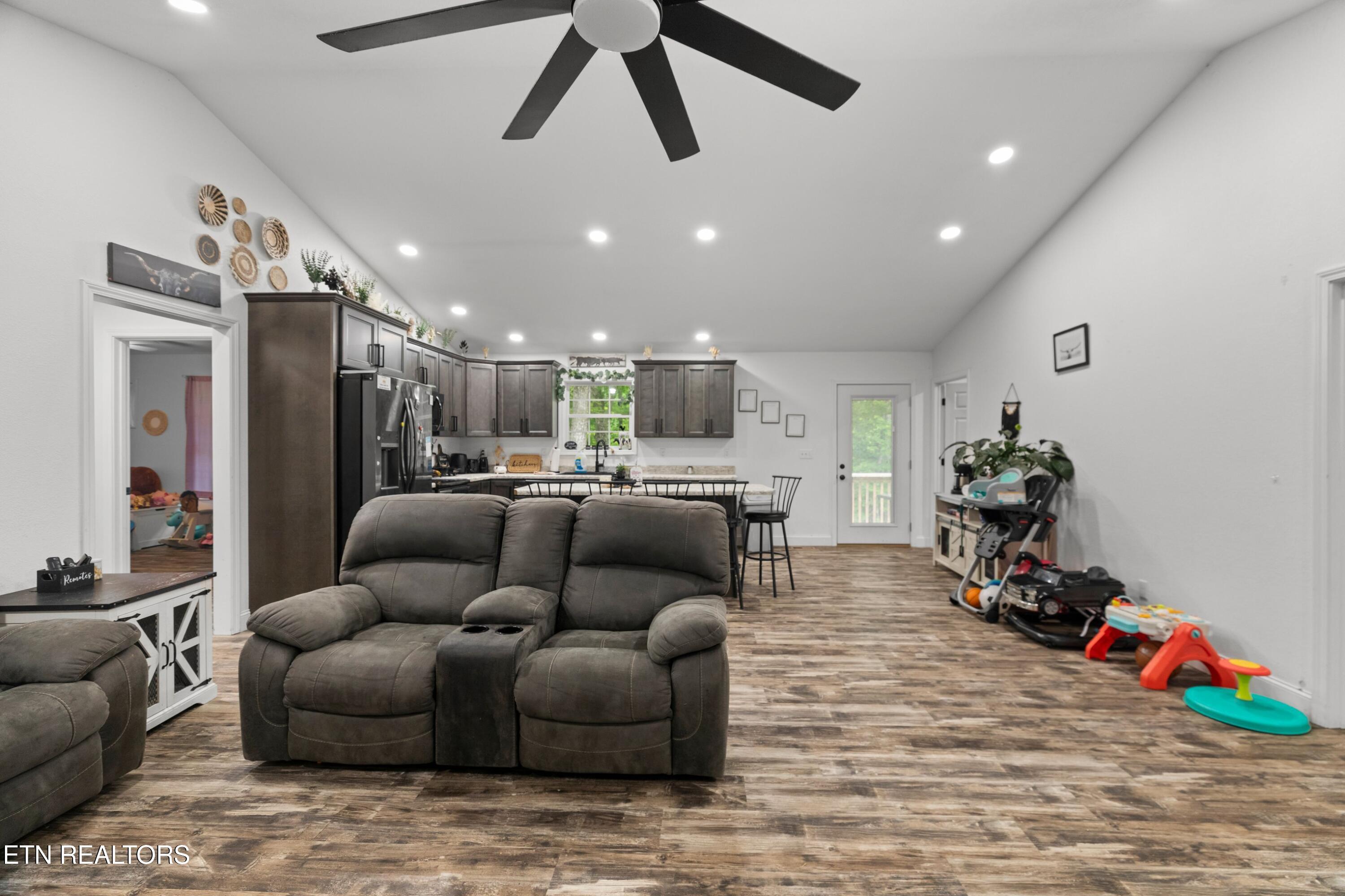 753 Dalton Ridge Road Thorn Hill TN 37881