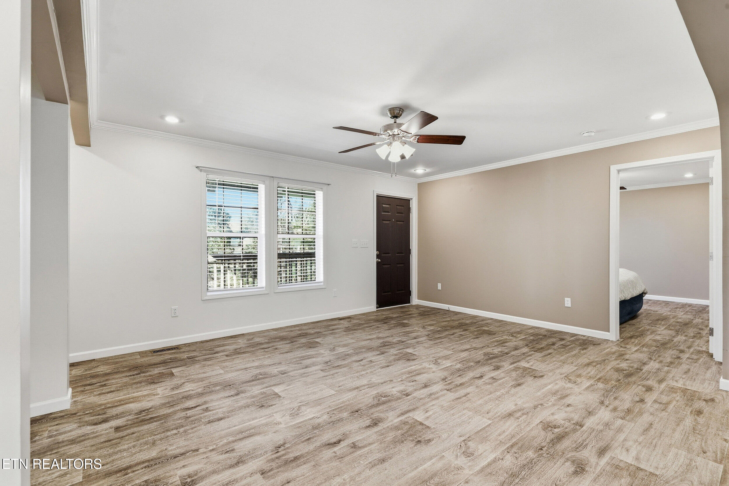 938 Mountain View Street Pigeon Forge TN 37863