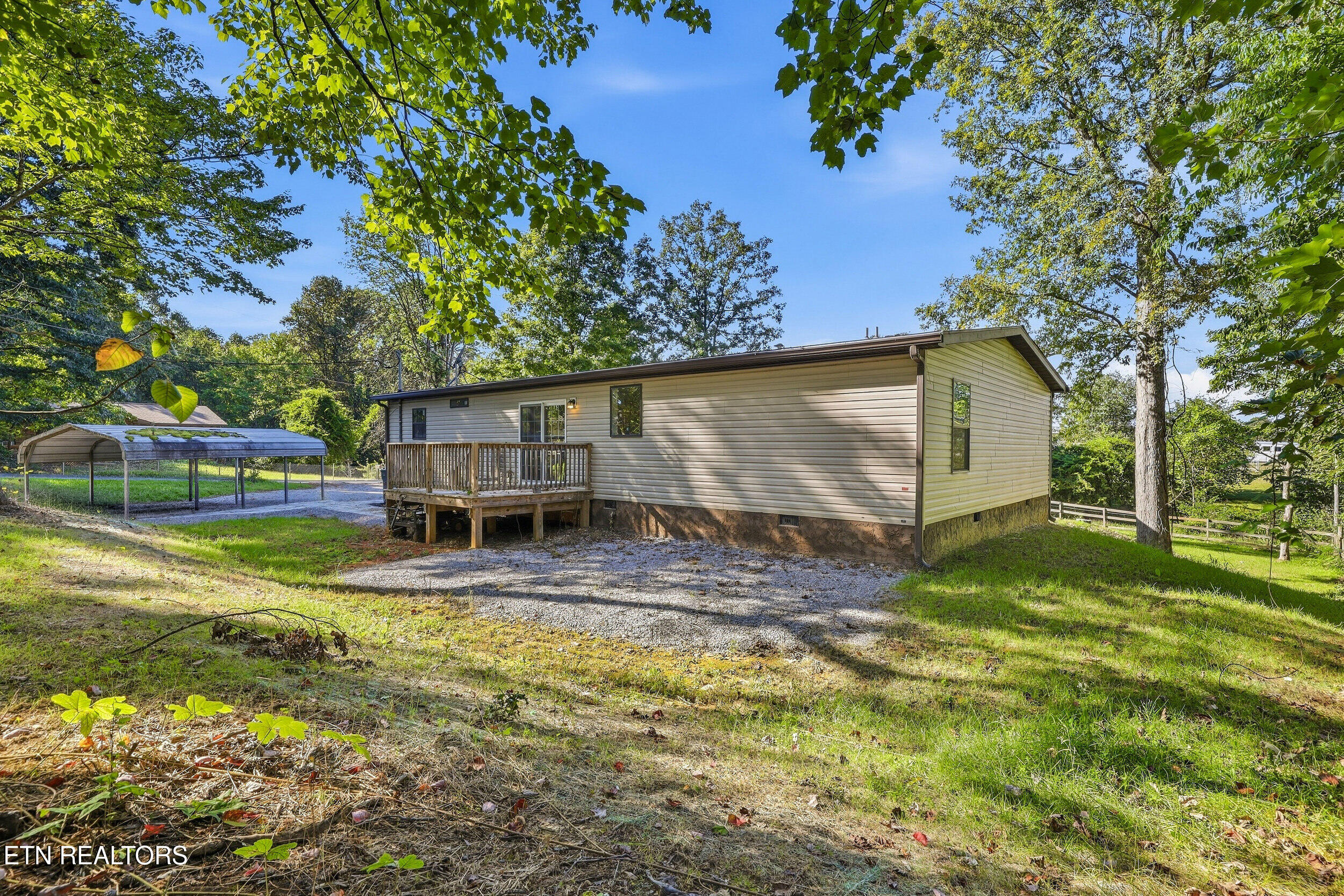 938 Mountain View Street Pigeon Forge TN 37863