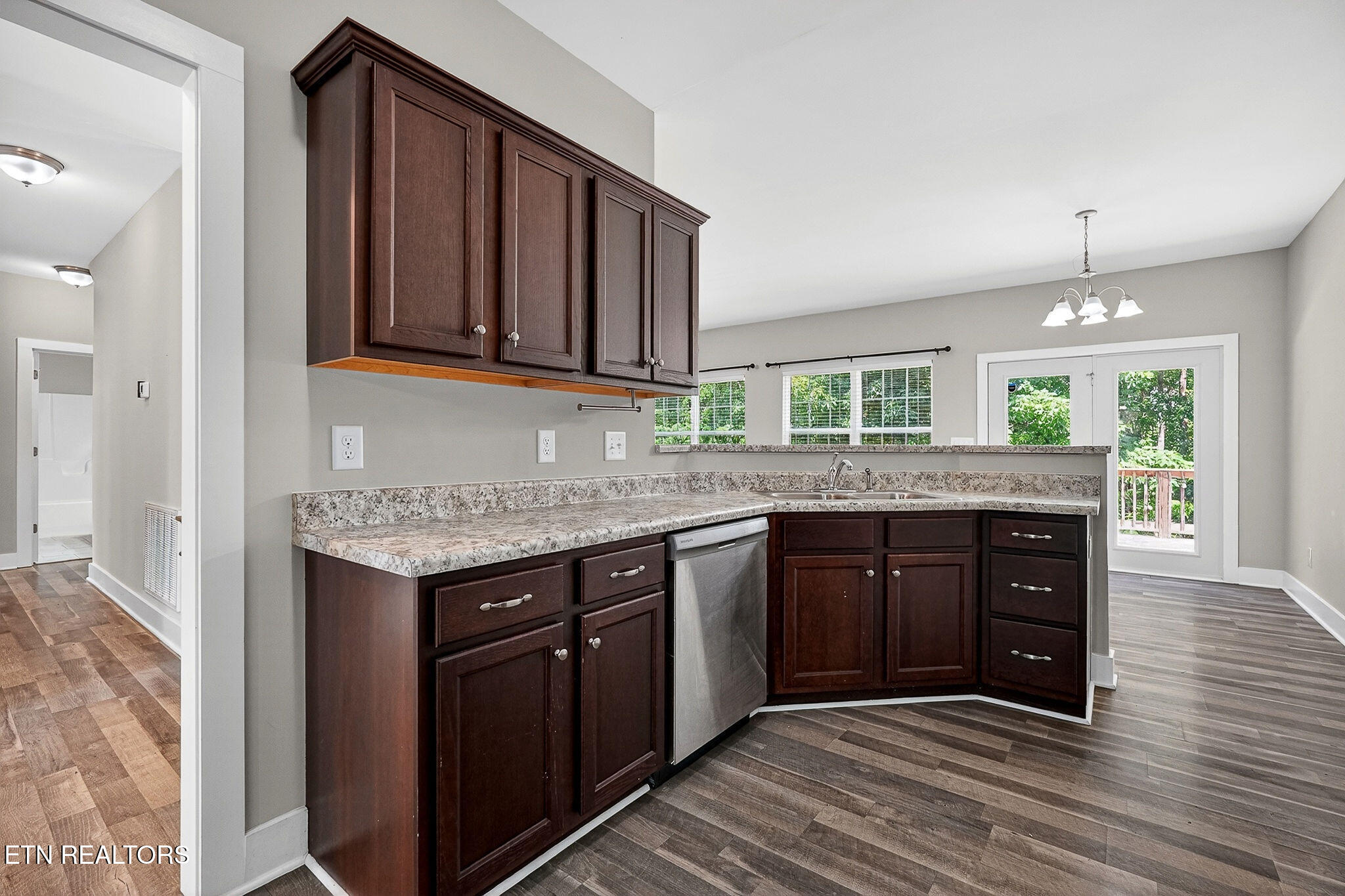 105 Shiloh Lane Smithville TN 37166