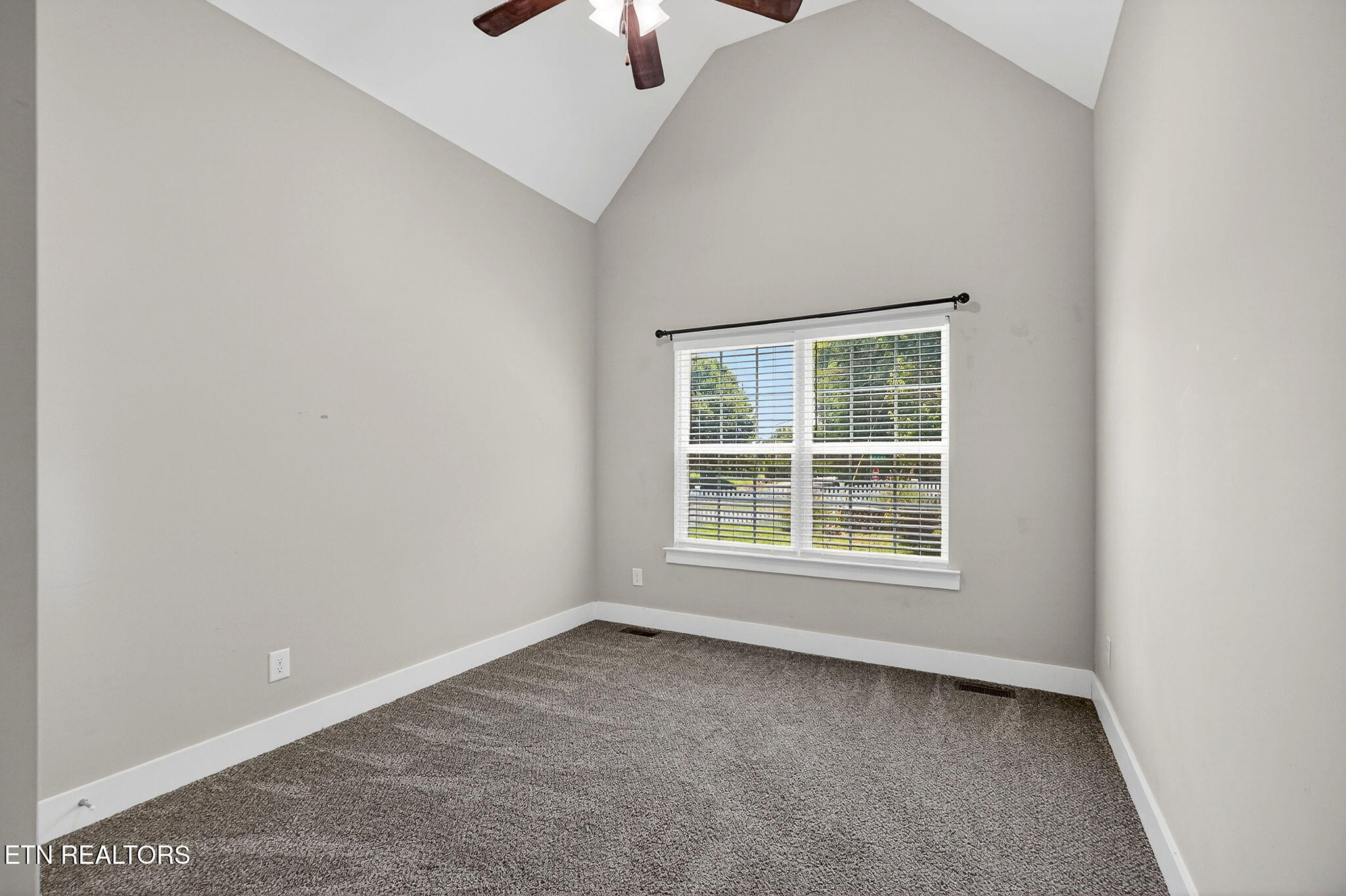 105 Shiloh Lane Smithville TN 37166
