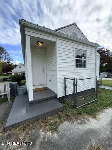 117 Linden Avenue Lafollette TN 37766