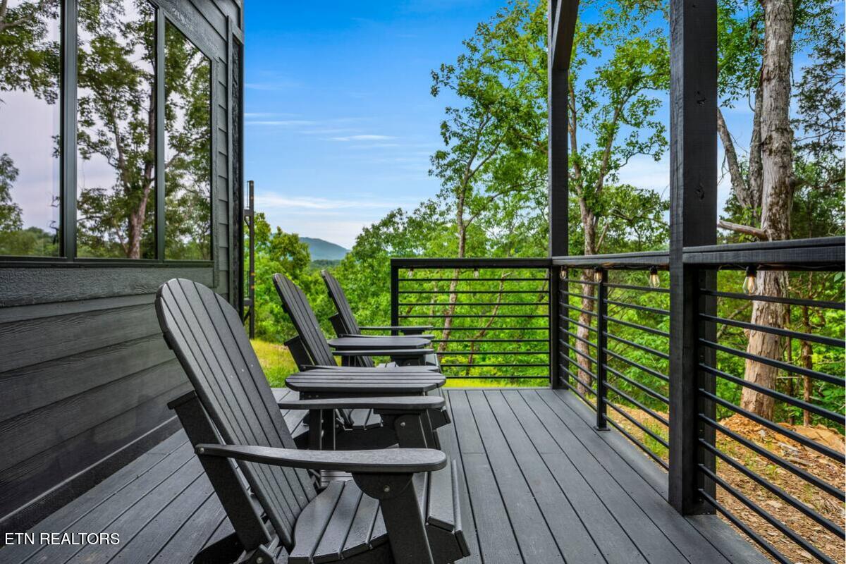 422 Compass Point Way Sevierville TN 37876