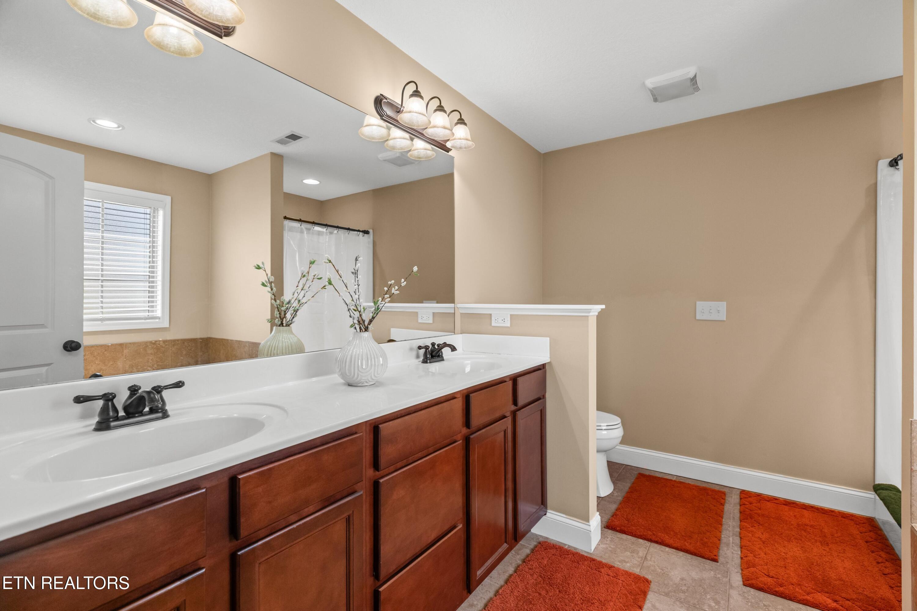 813 Commonwealth Avenue Strawberry Plains TN 37871