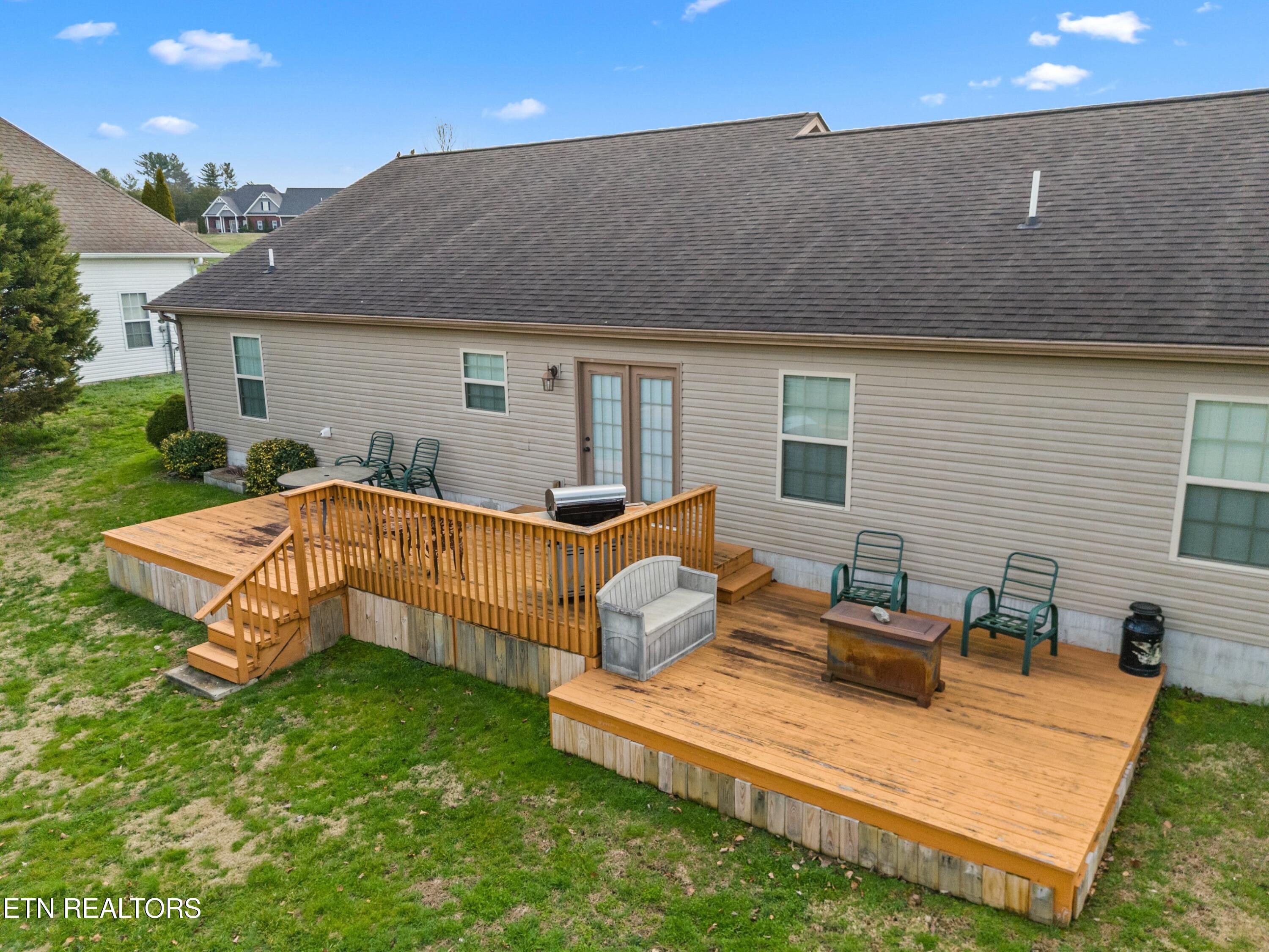 813 Commonwealth Avenue Strawberry Plains TN 37871