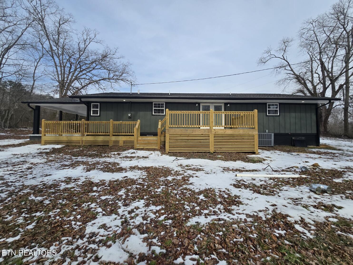 1941 W 3rd Avenue Oneida TN 37841