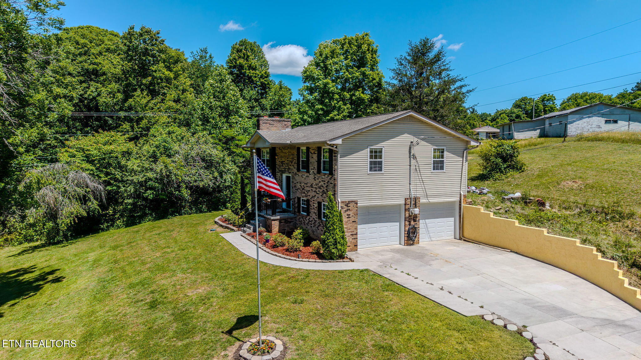 8544 Pedigo Road Powell TN 37849