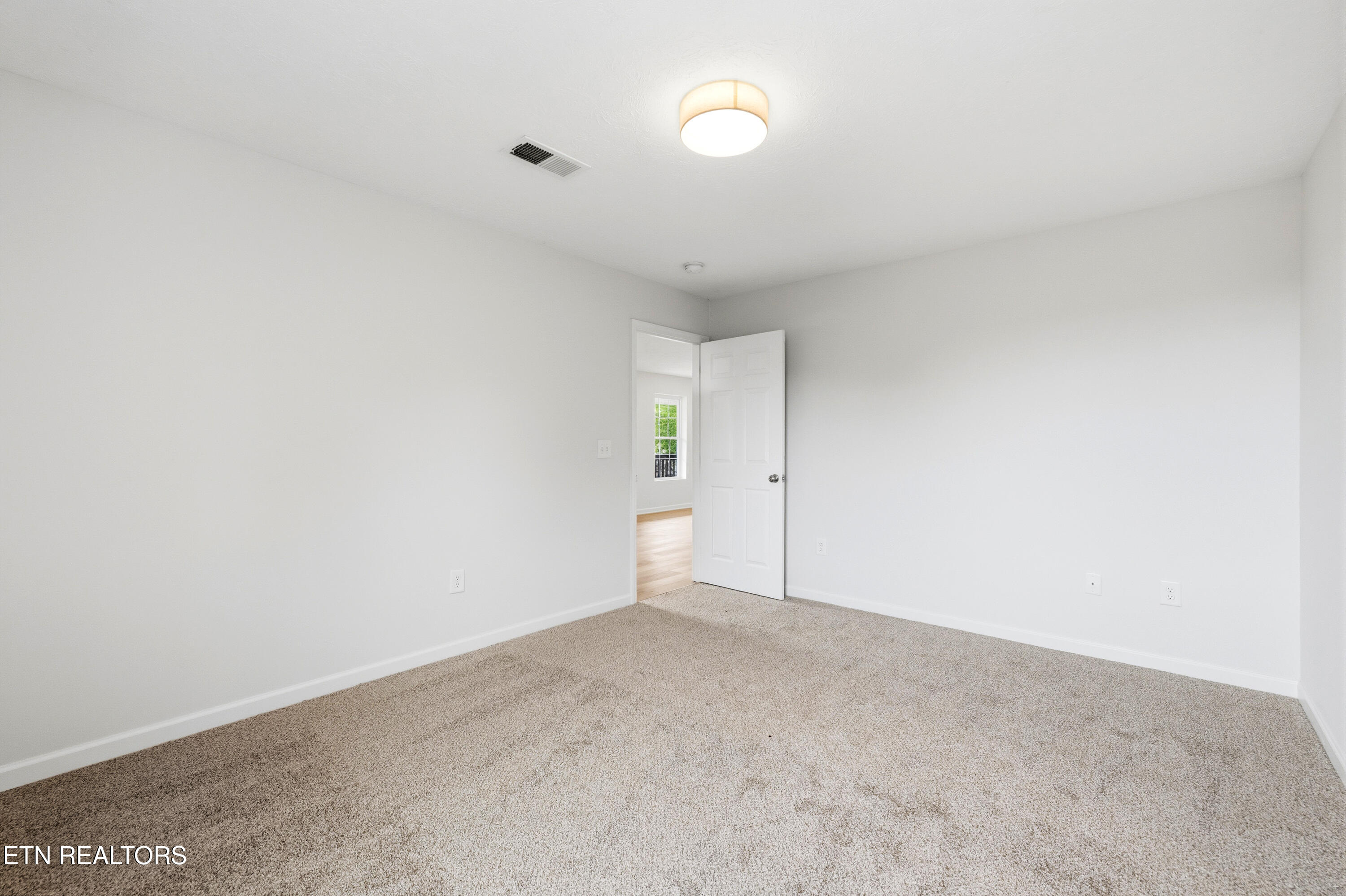 715 Privet Drive Dandridge TN 37725