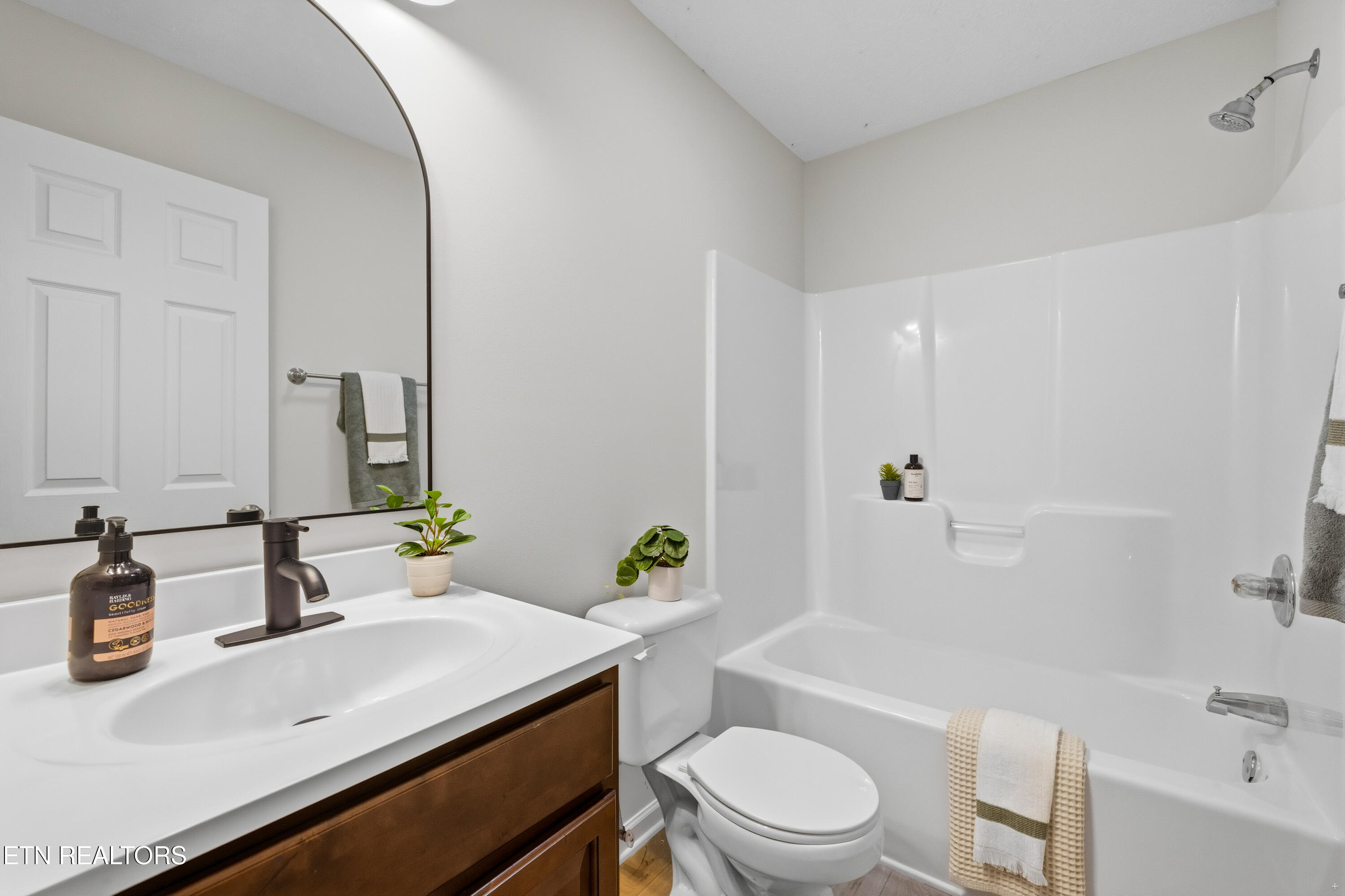 715 Privet Drive Dandridge TN 37725