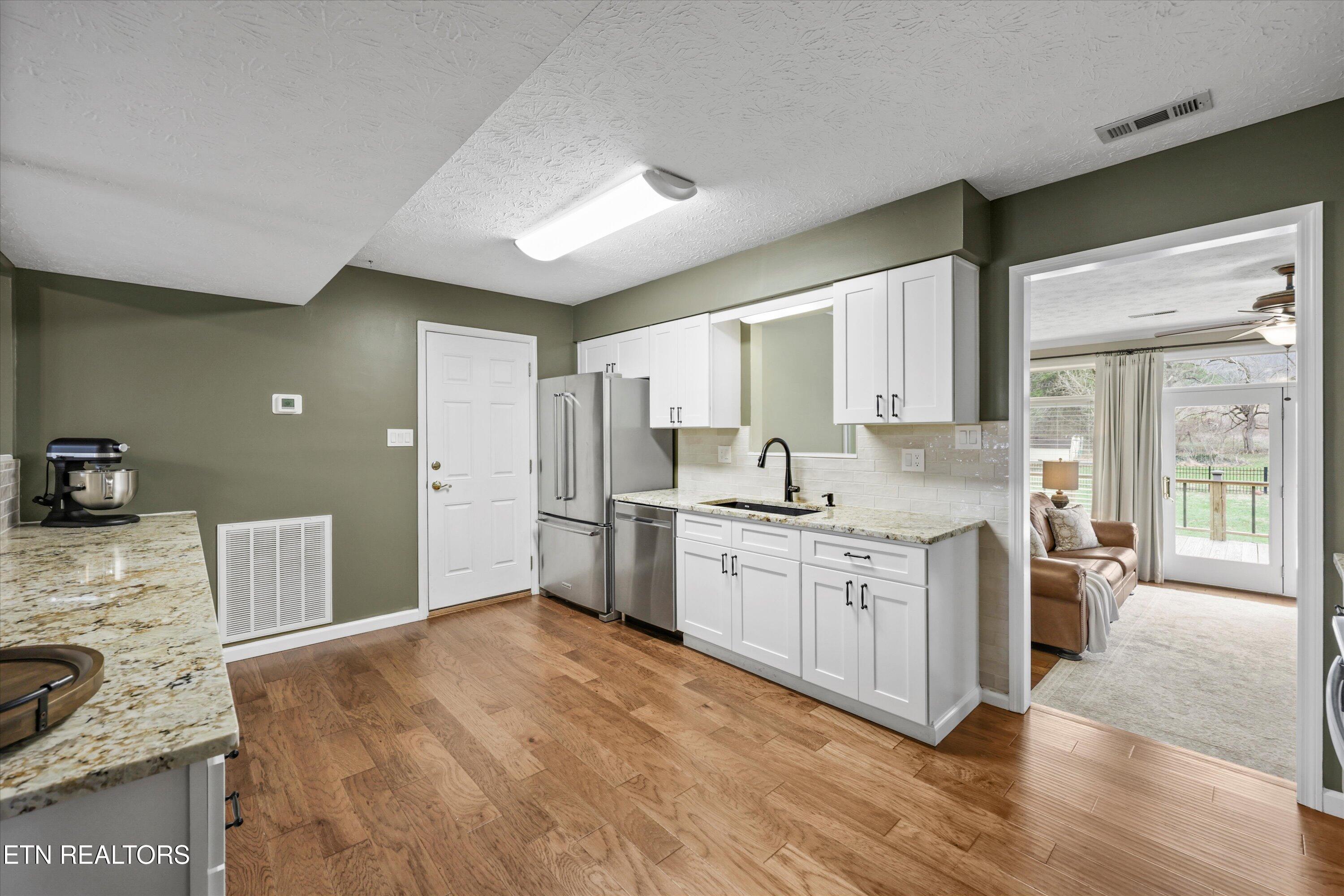 7400 Foxglove Lane Knoxville TN 37918