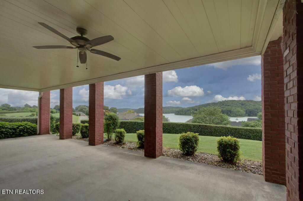 113 Sunali Lane Loudon TN 37774
