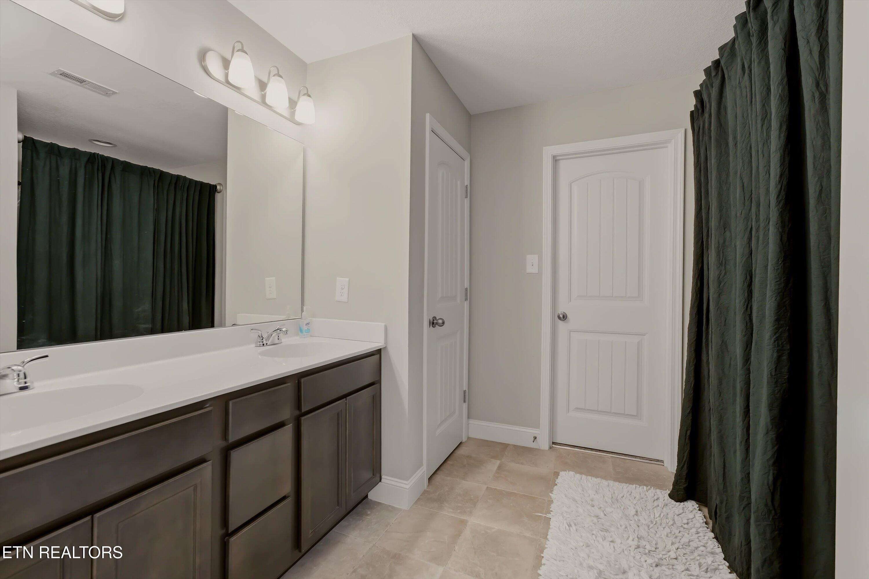 4845 Stoneyhurst Lane Knoxville TN 37918