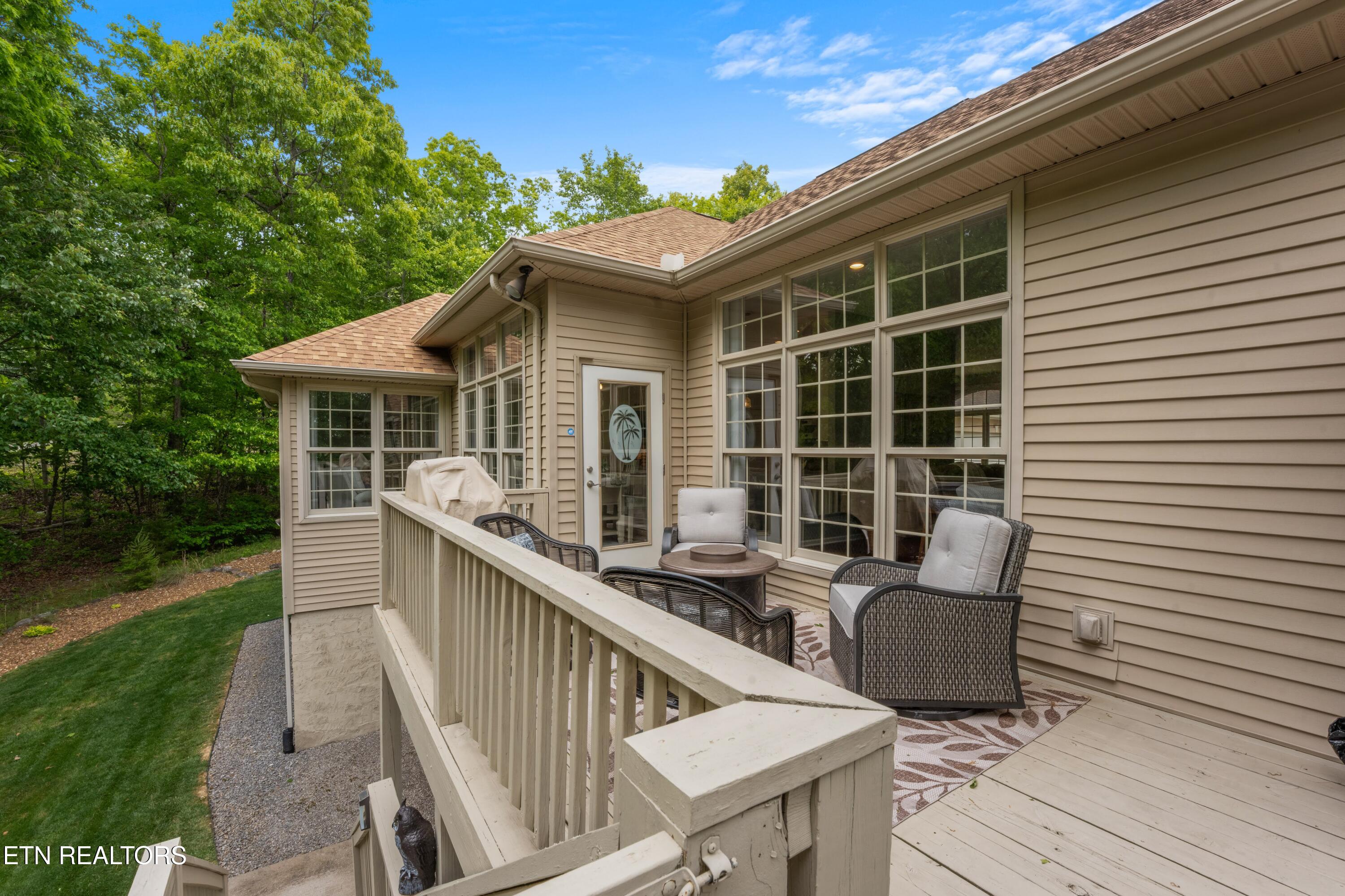 12 Dewsbury Terrace Crossville TN 38558