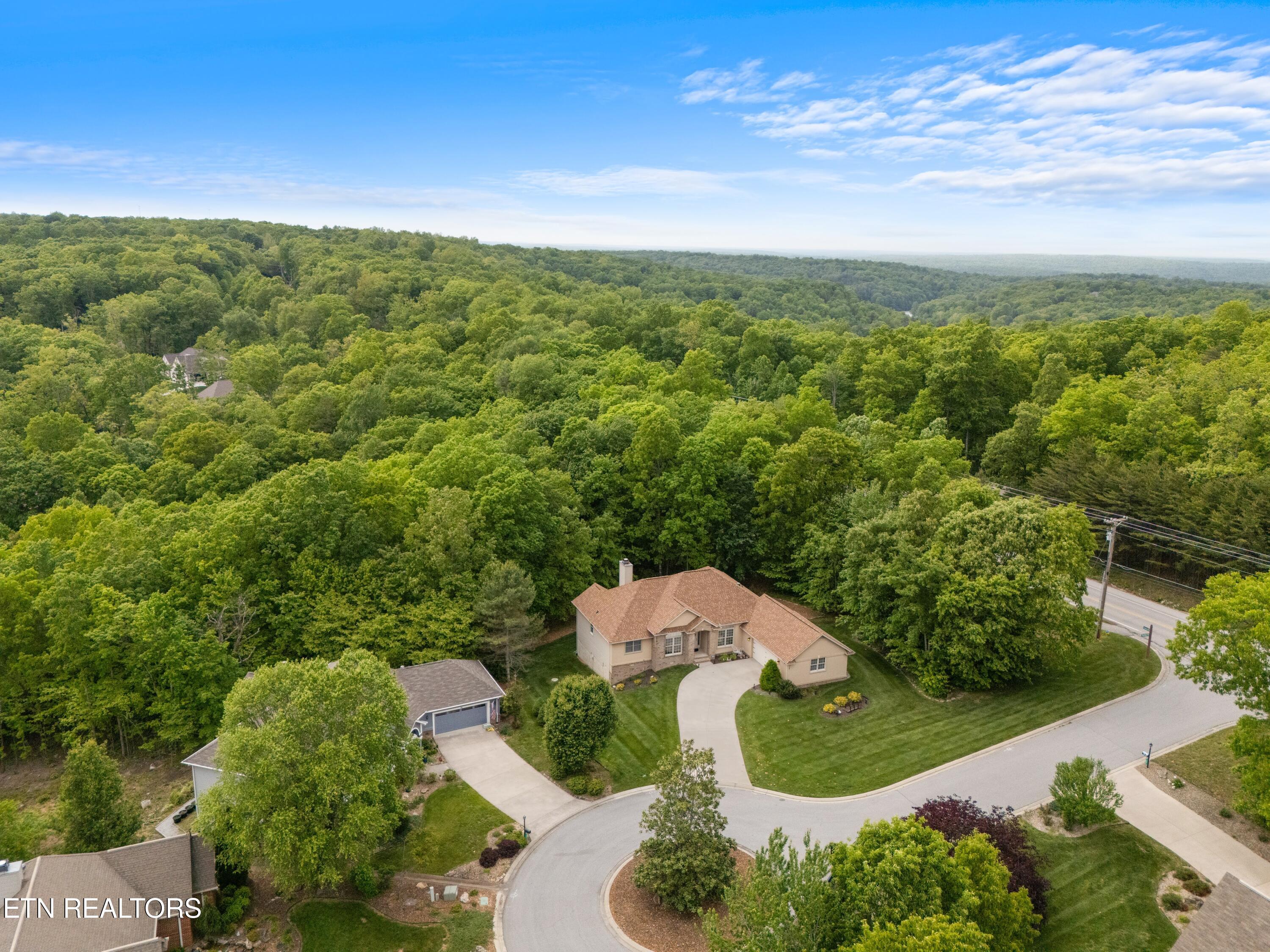 12 Dewsbury Terrace Crossville TN 38558