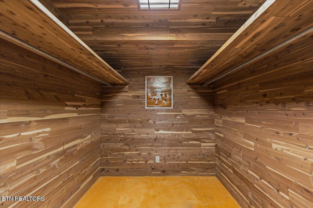 186 Shetland Road Lafollette TN 37766