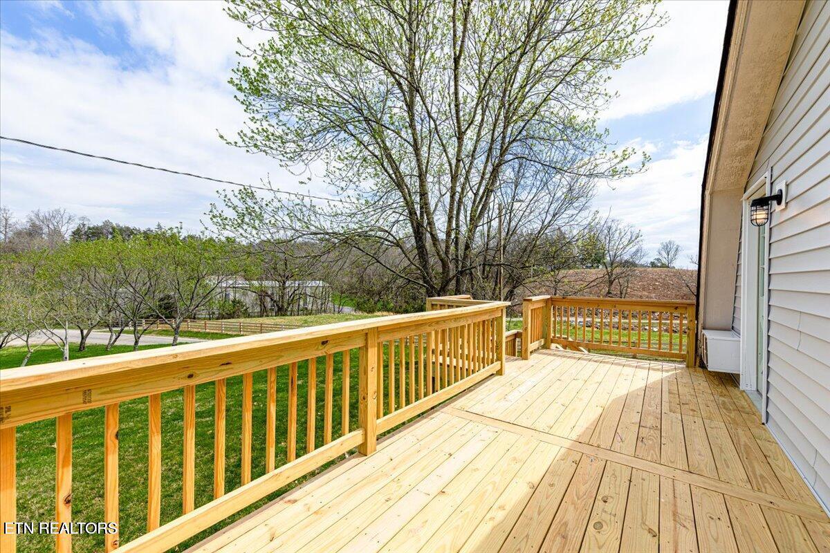 186 Shetland Road Lafollette TN 37766