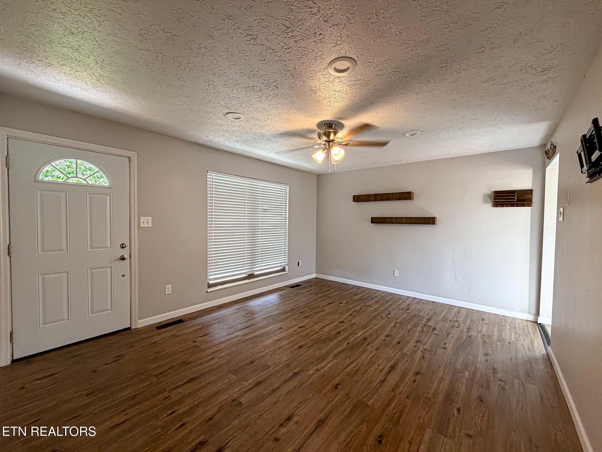 922 Pine Street Seymour TN 37865