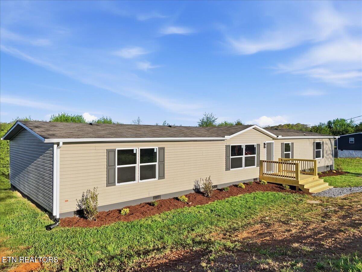 221 Woodby Fridley Road Sweetwater TN 37874