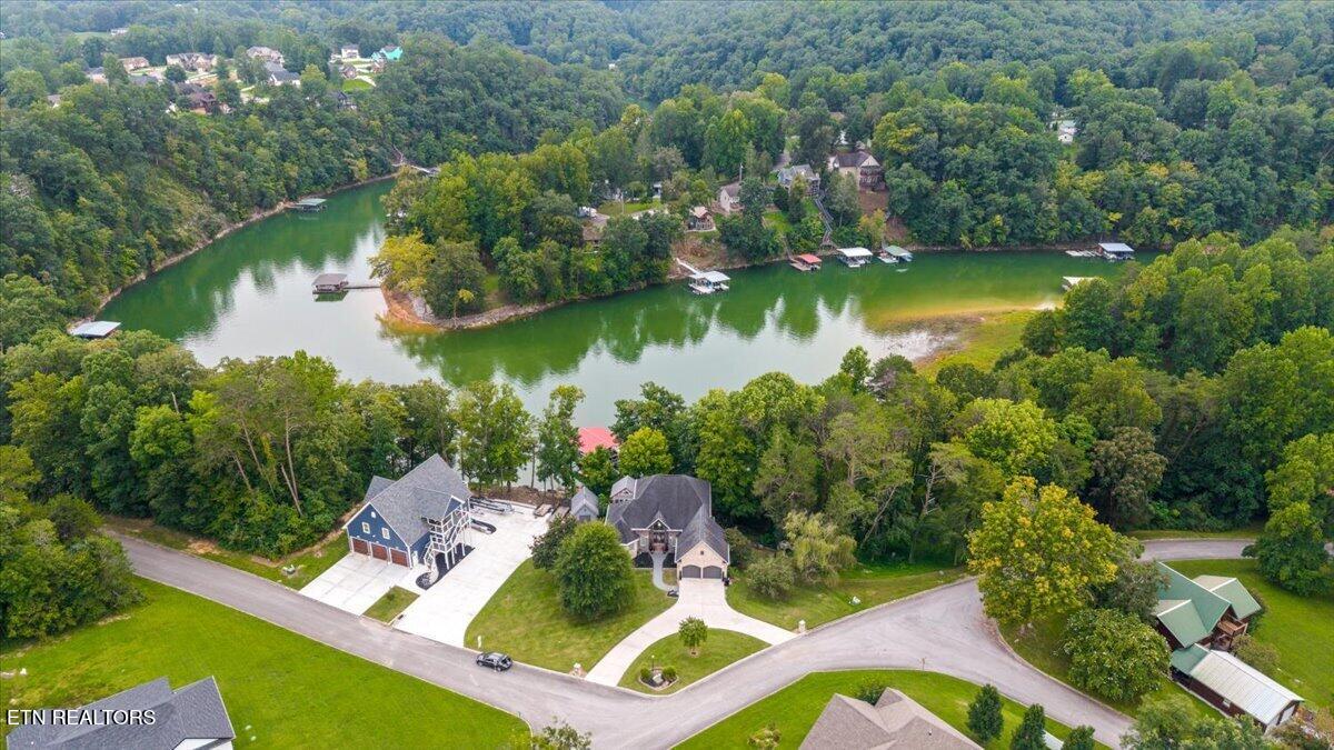 112 Bluff Trace Jacksboro TN 37757