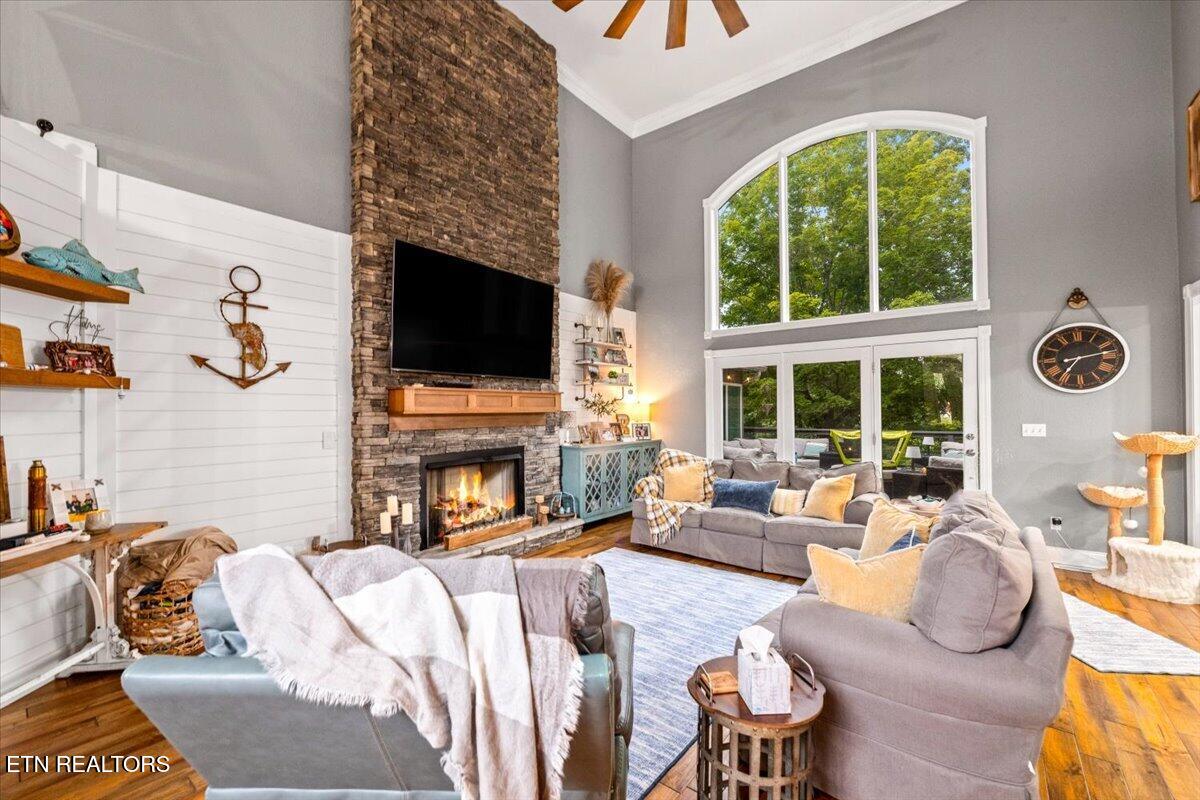 112 Bluff Trace Jacksboro TN 37757